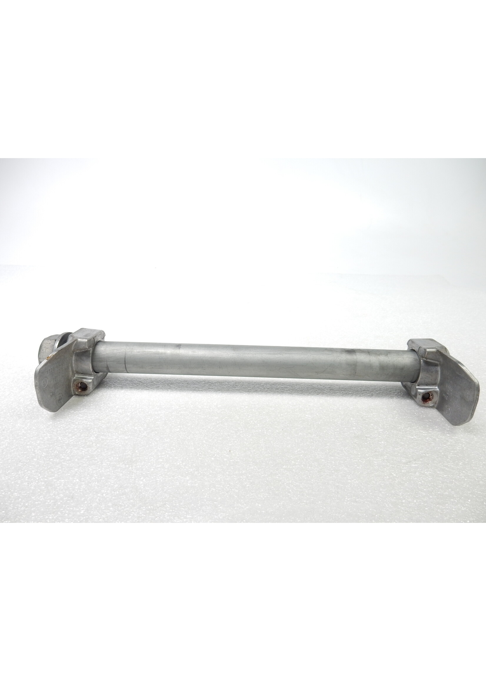 BMW BMW F 900 R Steckachse hinten / Kettenspanner rechts / links / 33177718528 / 33358565009 / 33358565010