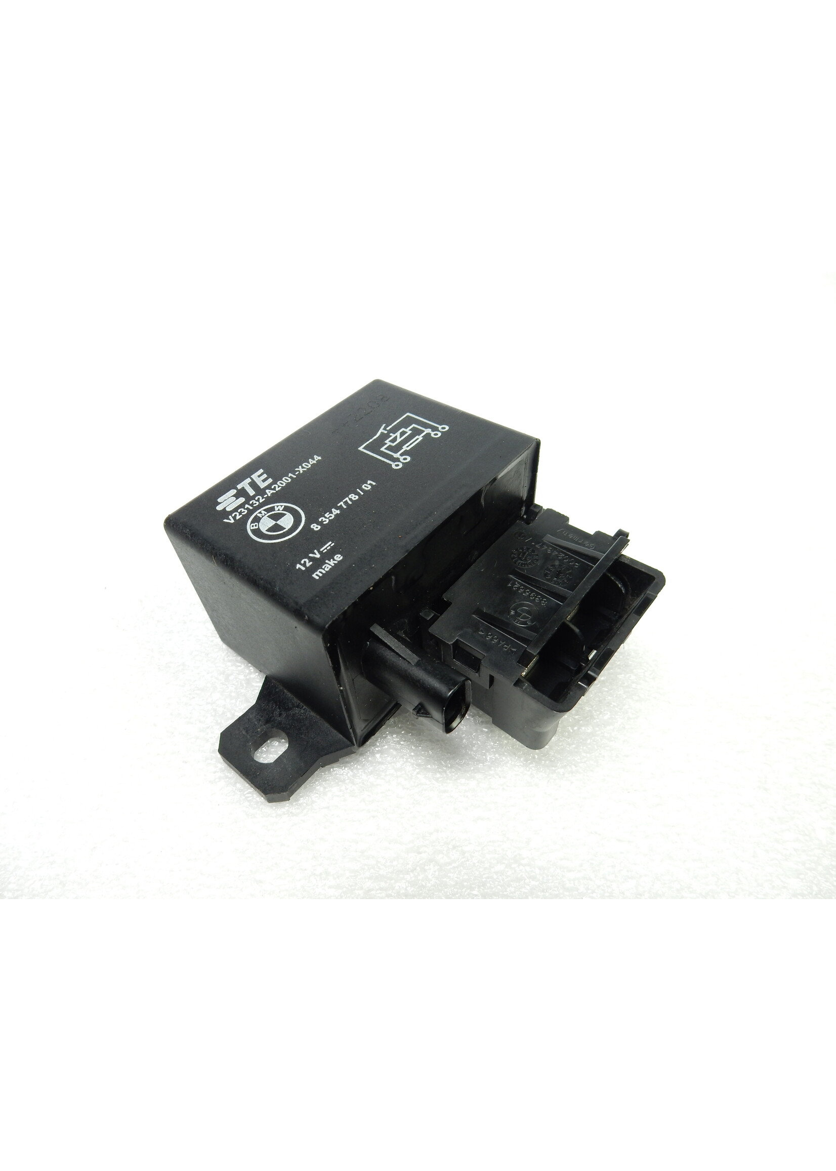 BMW BMW F 900 XR Starter relay / 61368354778