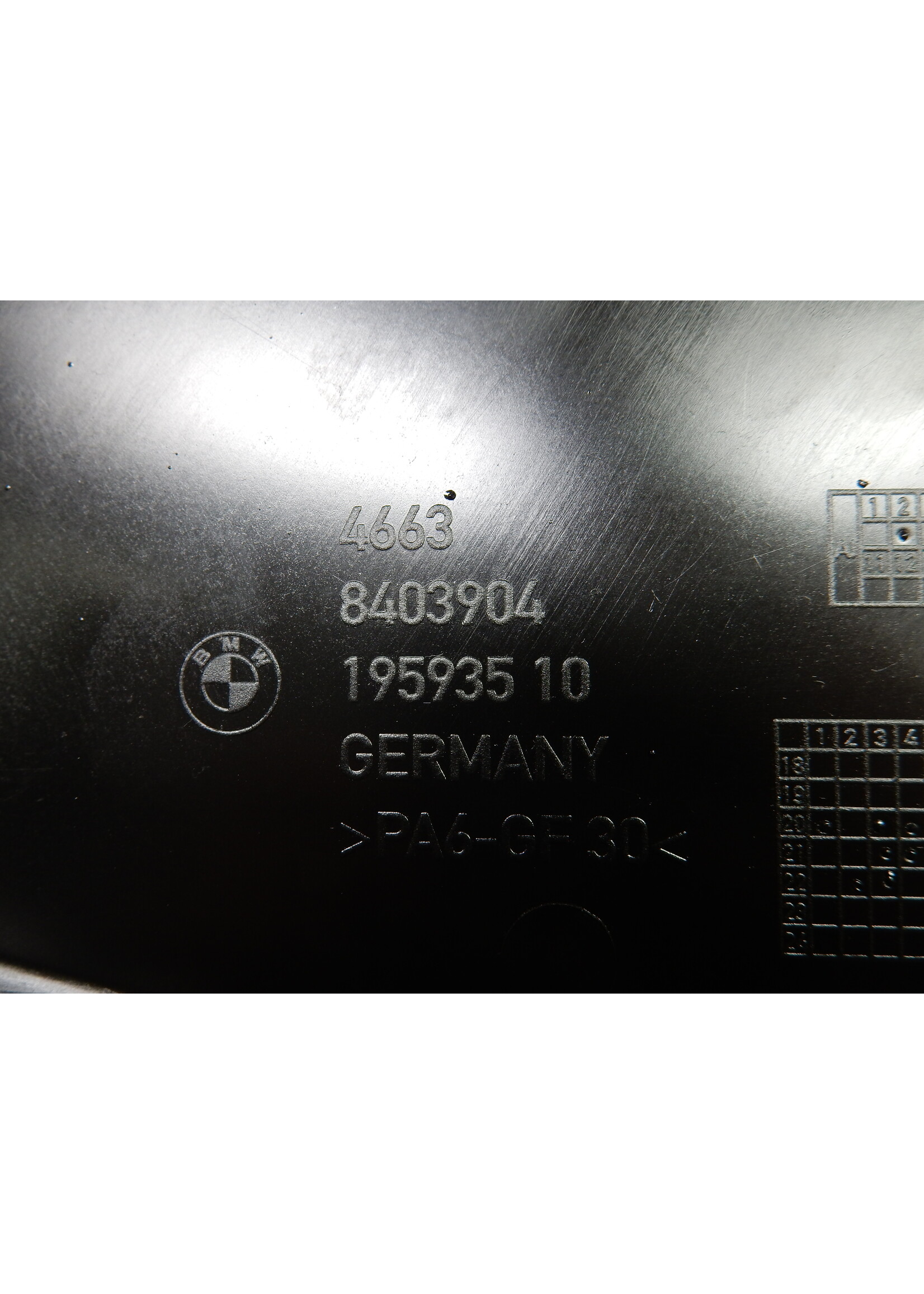 BMW BMW F 900 XR Afvoerluchtgeleider radiateur / 46638403904