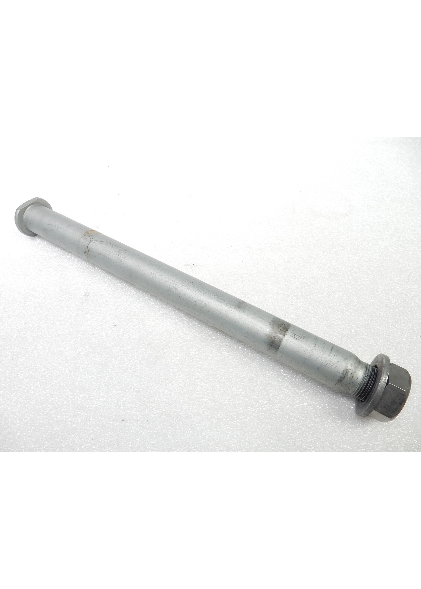 BMW BMW F 900 R Axle shaft rear / 33177718528