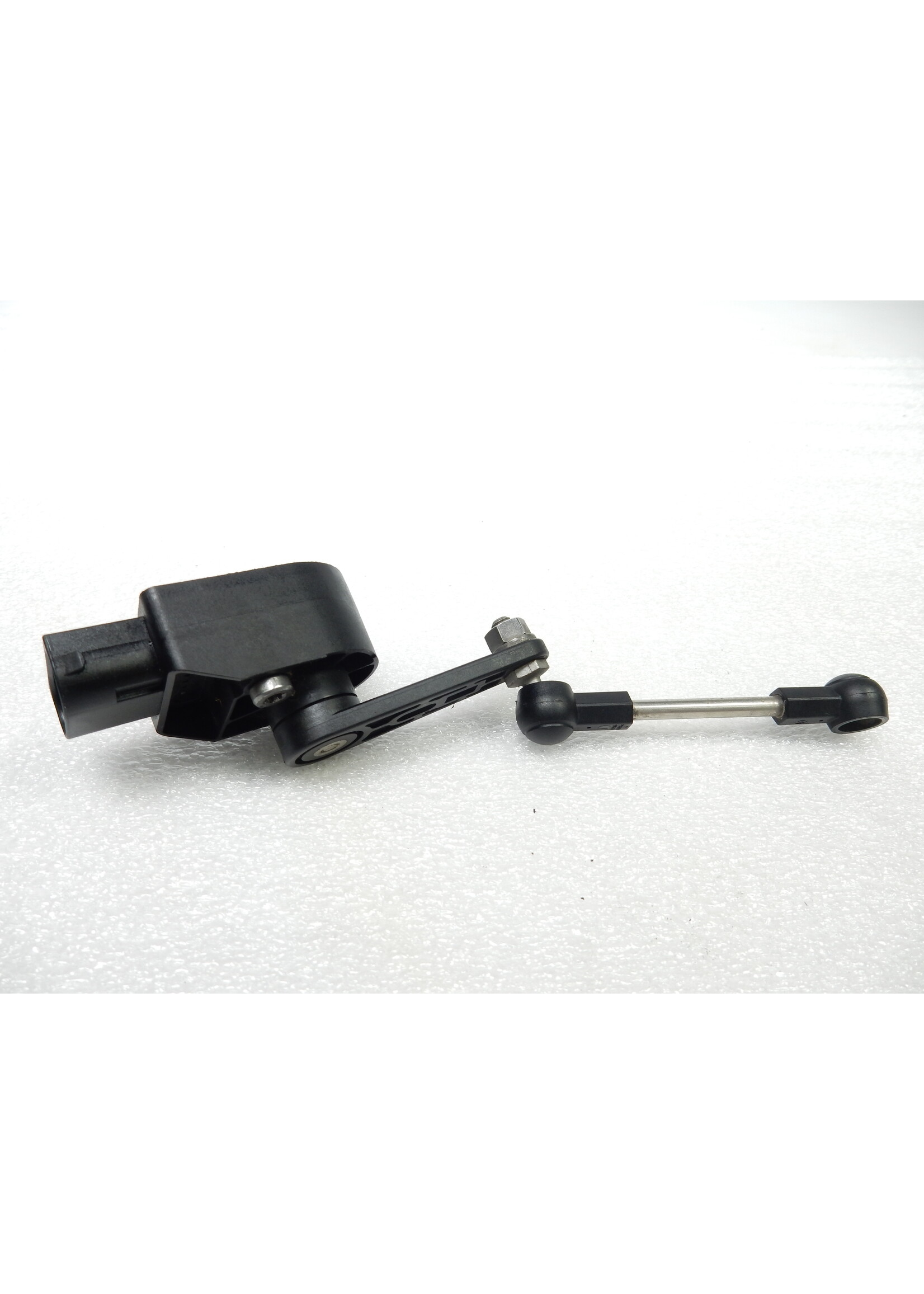 BMW BMW R 1200 GS / R 1250 GS Hoogtesensor / Reactie-arm  voor / 37146870000 / 31488520508 / 6870000 / 8520508