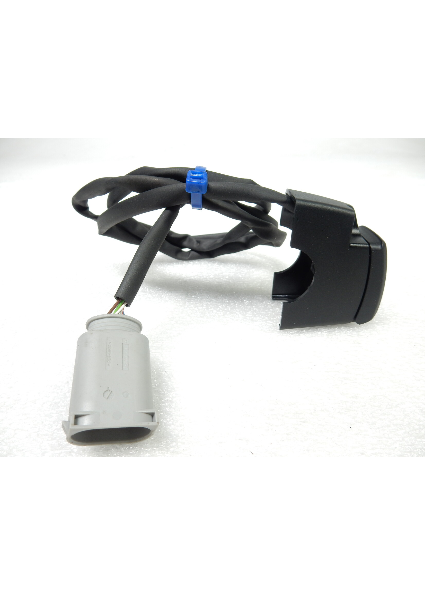 BMW BMW R1250 RT Operating unit for emergency call system / 61319467938 / 9467938