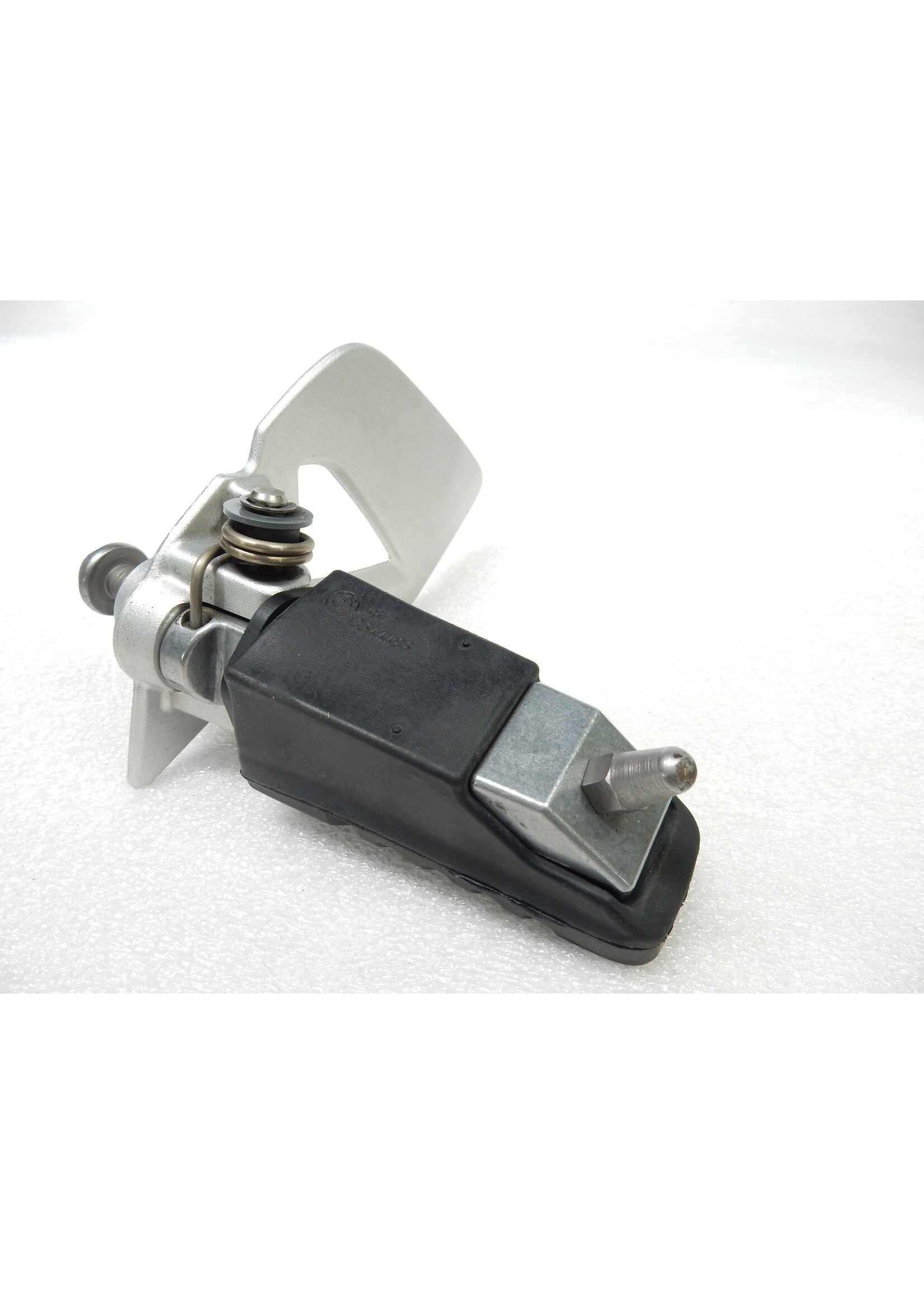 BMW BMW R1250 RT Voetraster rechts / Voetsteun rechts / Voetsteunrubber / 46718535642 / 8535642 / 46712330764 / 2330764 /46718544486 / 8544486