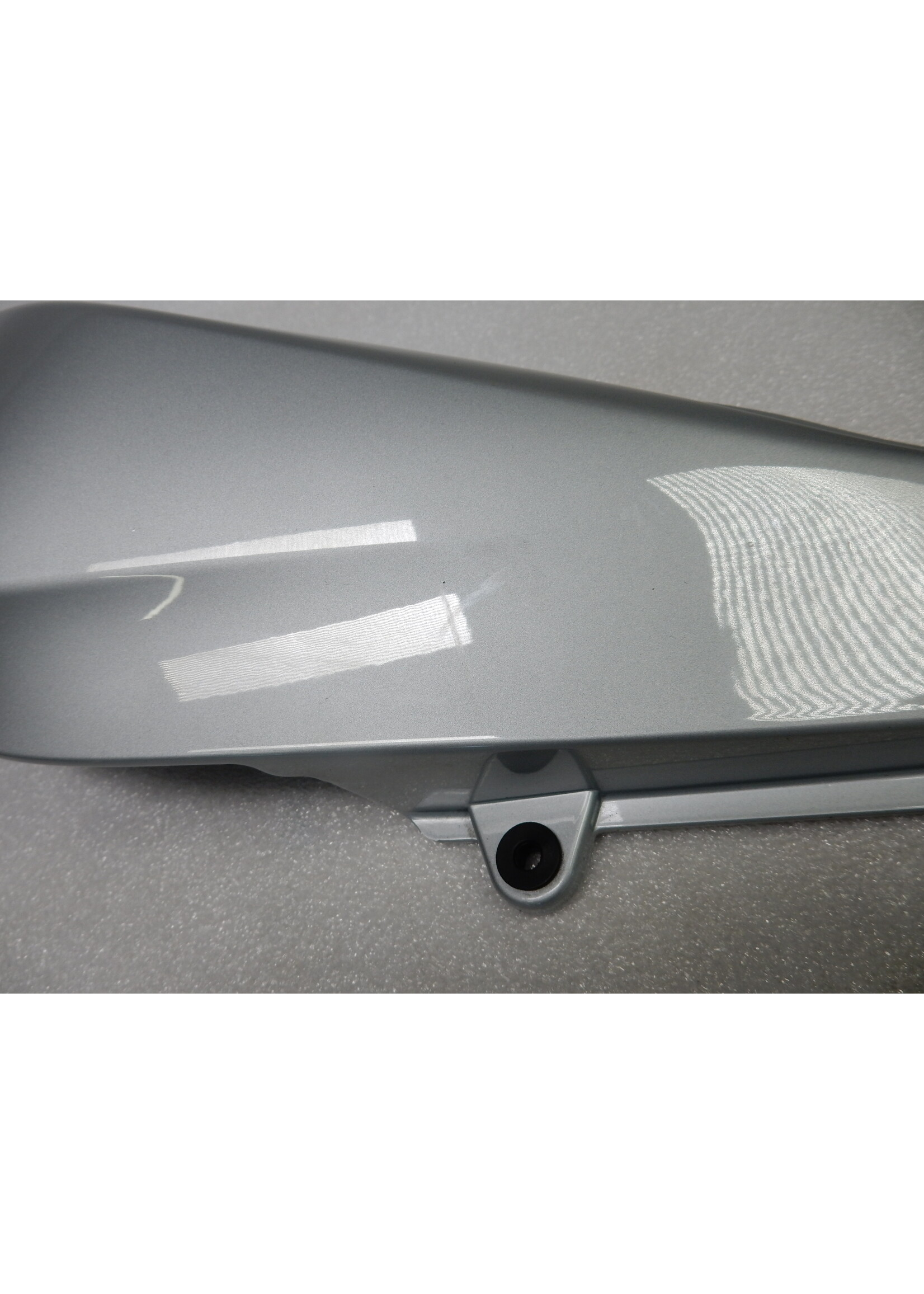 BMW BMW R1250 RT Achterzijdel rechts zilver / 46638533578 / 8533578