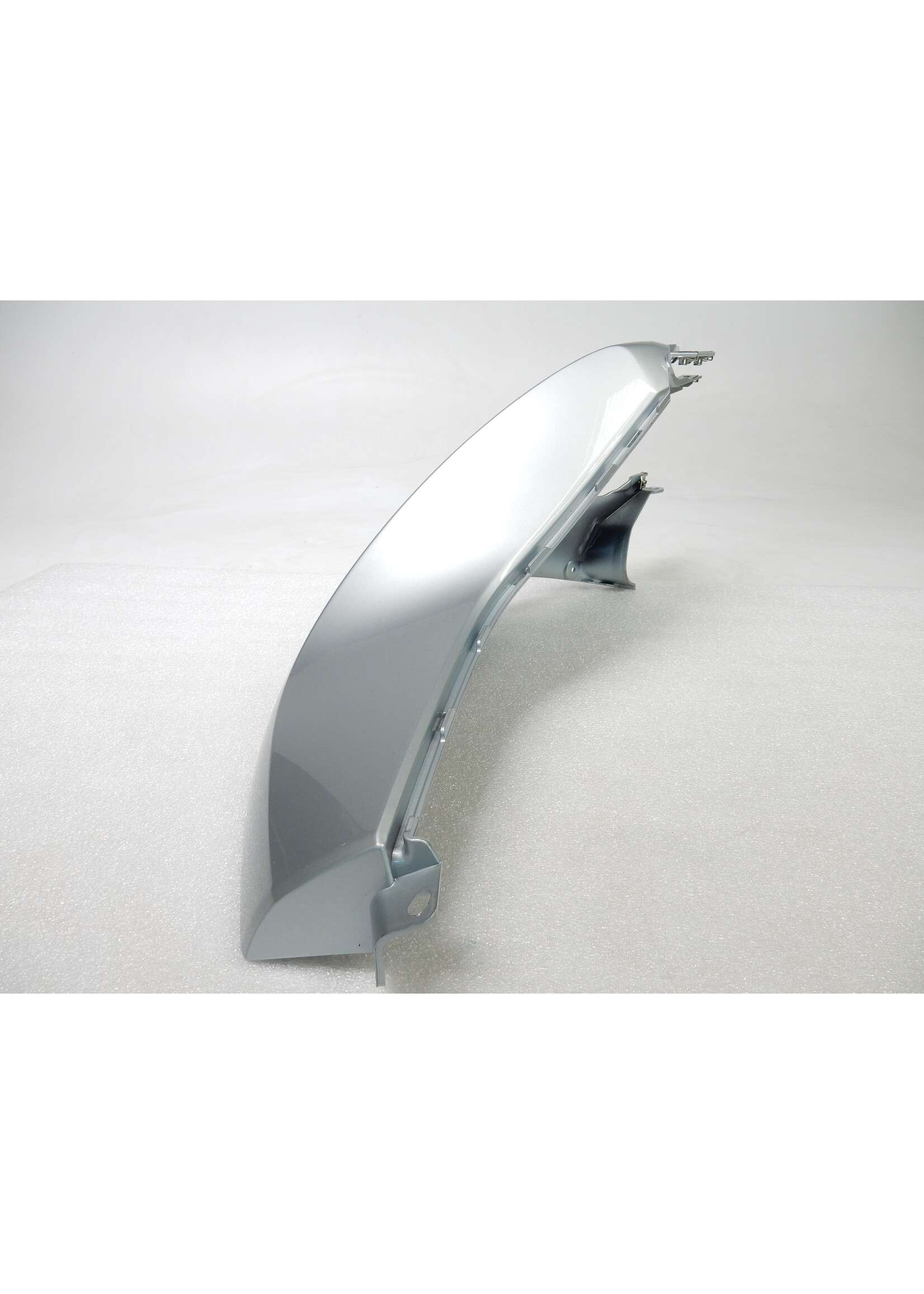BMW BMW R1250 RT Tank trim, right silver / 46638533574 / 8533574
