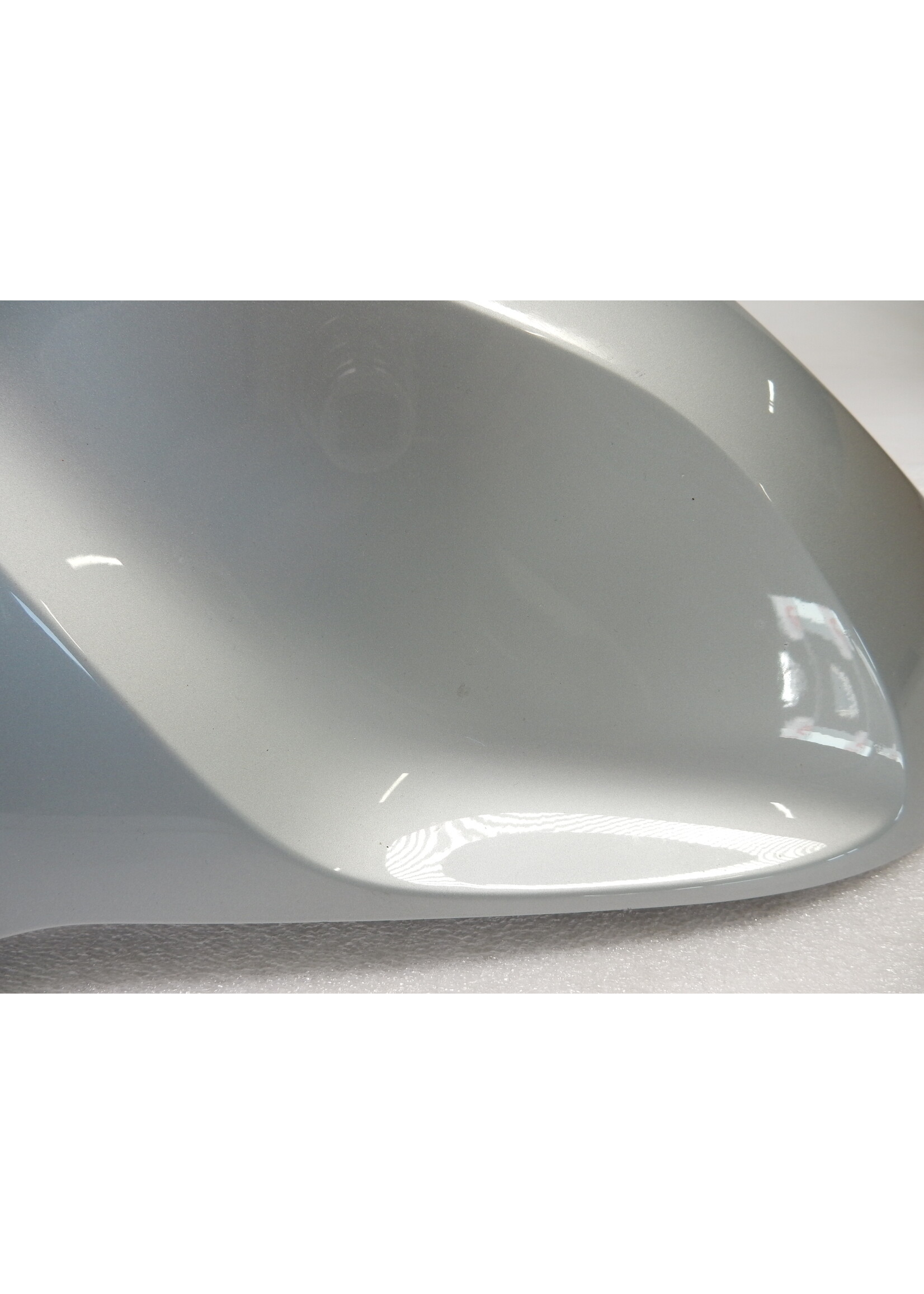 BMW BMW R1250 RT Tank trim, right silver / 46638533574 / 8533574