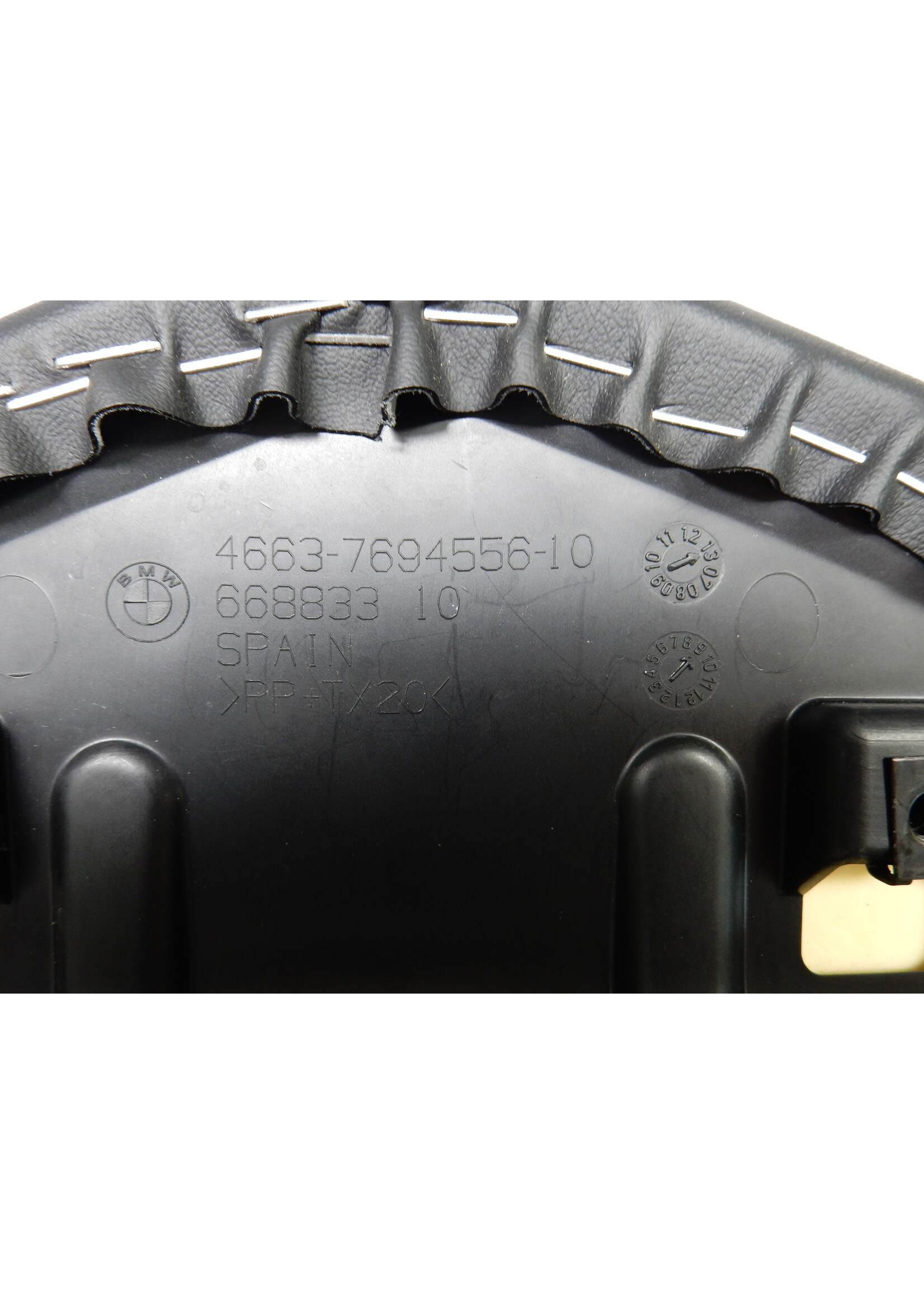 BMW BMW R1250 RT Rückenlehne Kunstleder schwarz / 46637694556 / 7694556