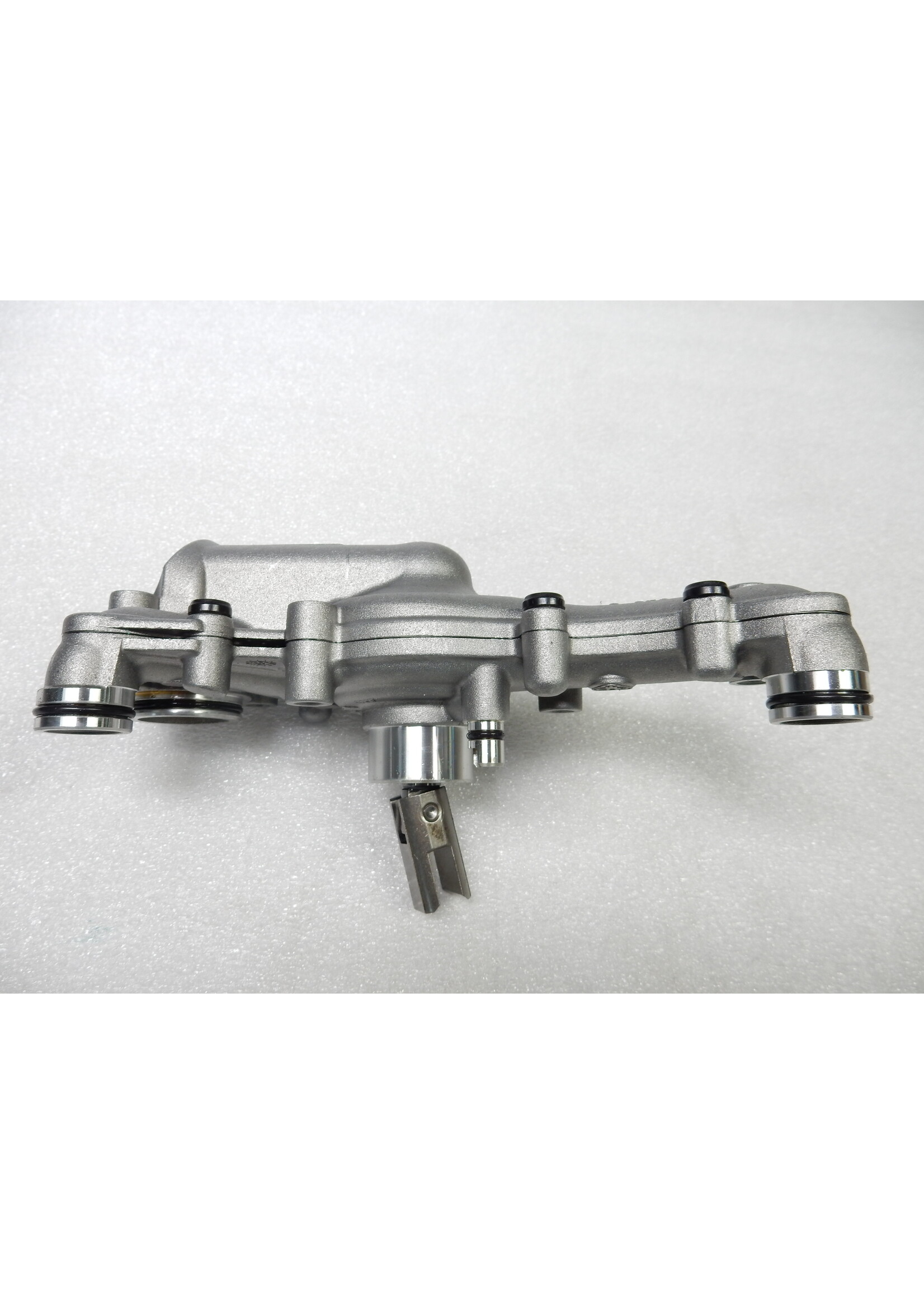 BMW BMW R1250 RT Waterpomp / 11518529879 / 8529879