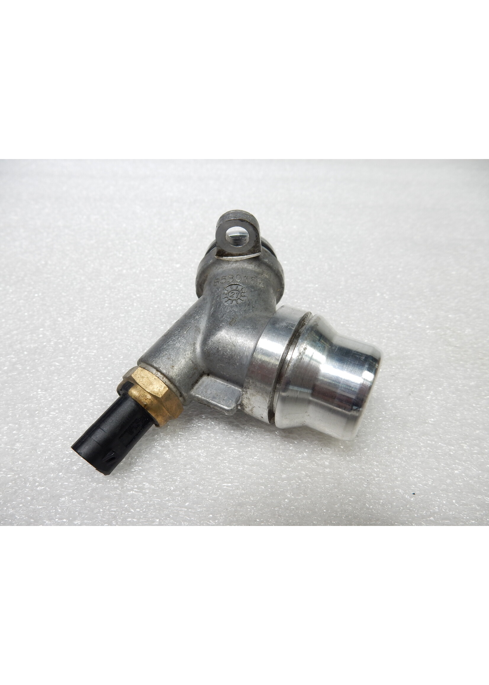 BMW BMW R1250 RT Koelvloeistofpoort / 11118530168 / 8530168