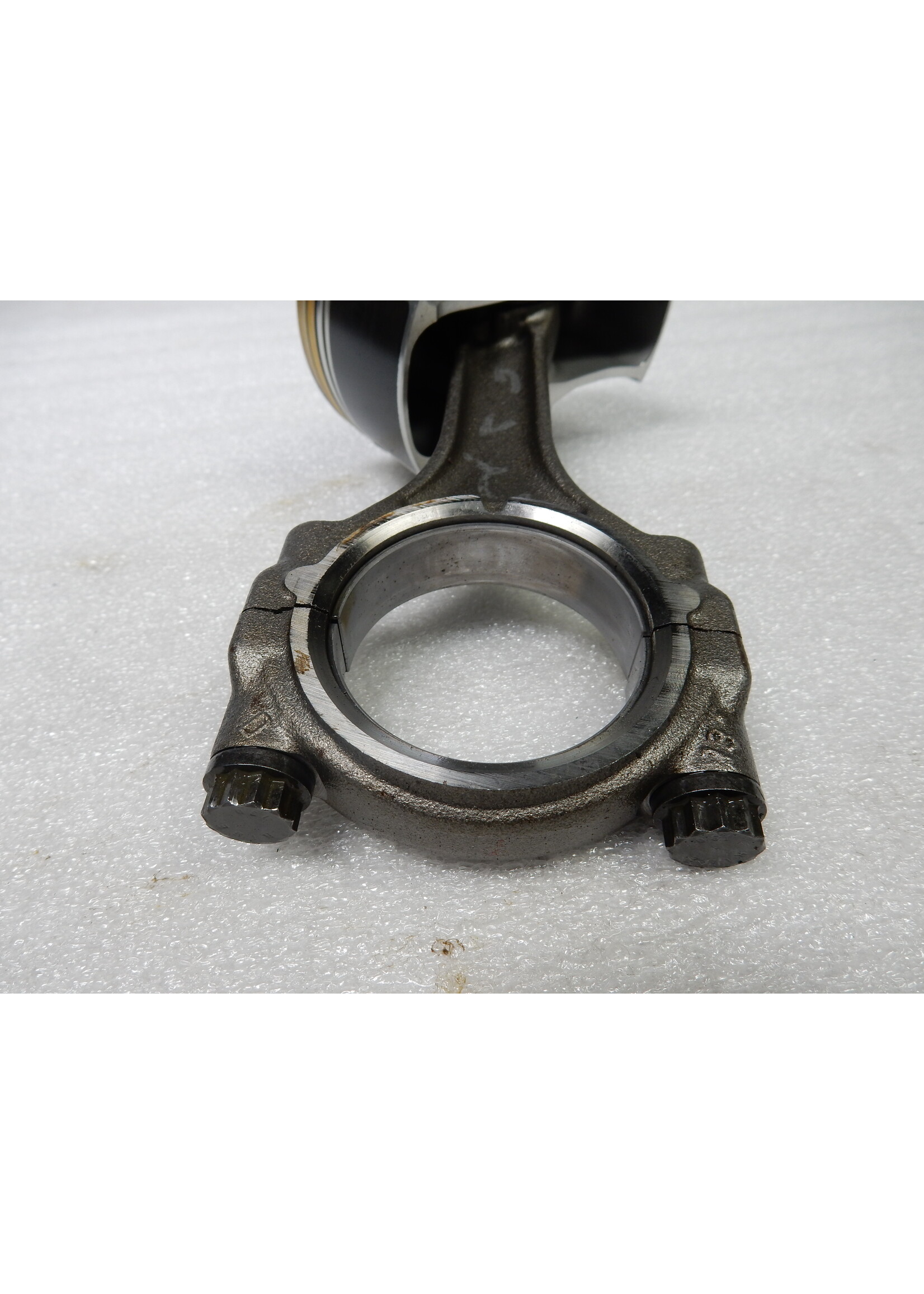 BMW BMW R1250 RT Pleuel / Kolben / 11258565633 / 8565633 / CN3426 / 71012211