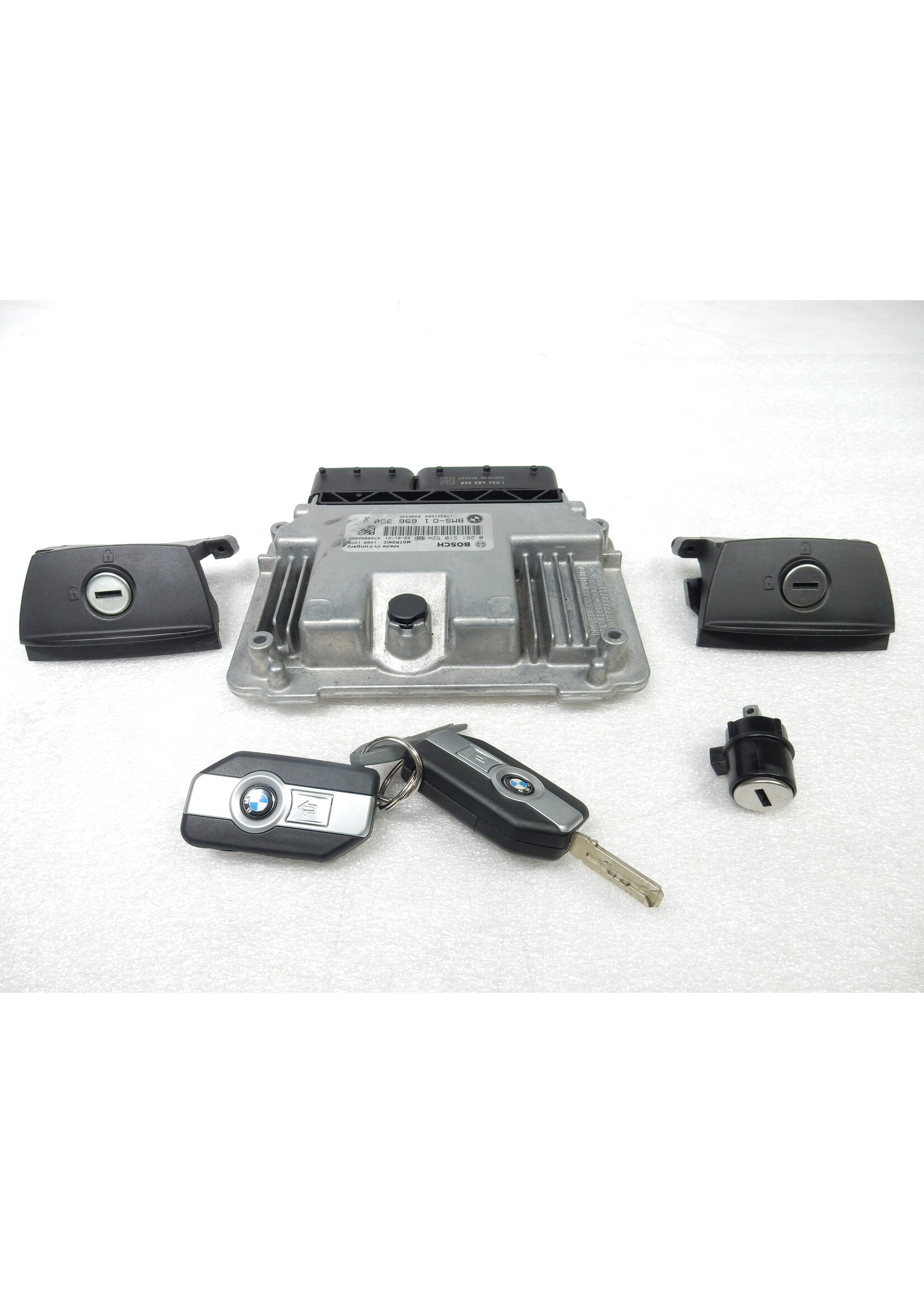 BMW BMW R1250 R Funkschlüssel Keyless Ride / Steuergerät / Schliesszylinders koffer / 66127105695 / 7105695 / 8396335