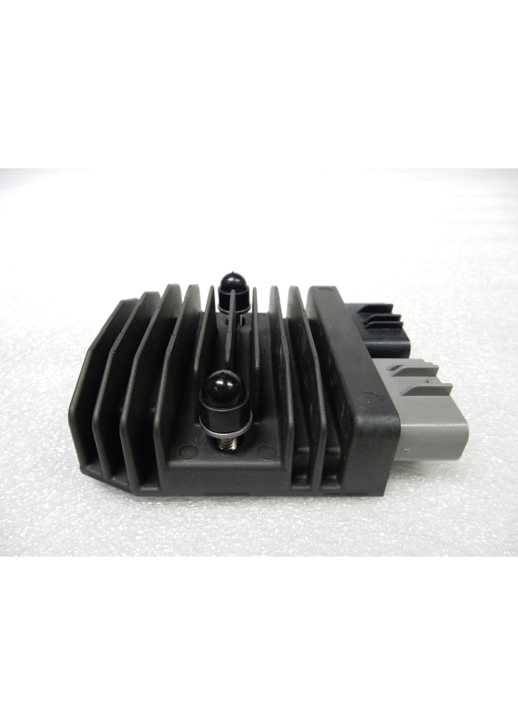 BMW BMW F 900 R Dynamoregelaar / 12319467618 / 9467618 / 12318356927 / 8356927