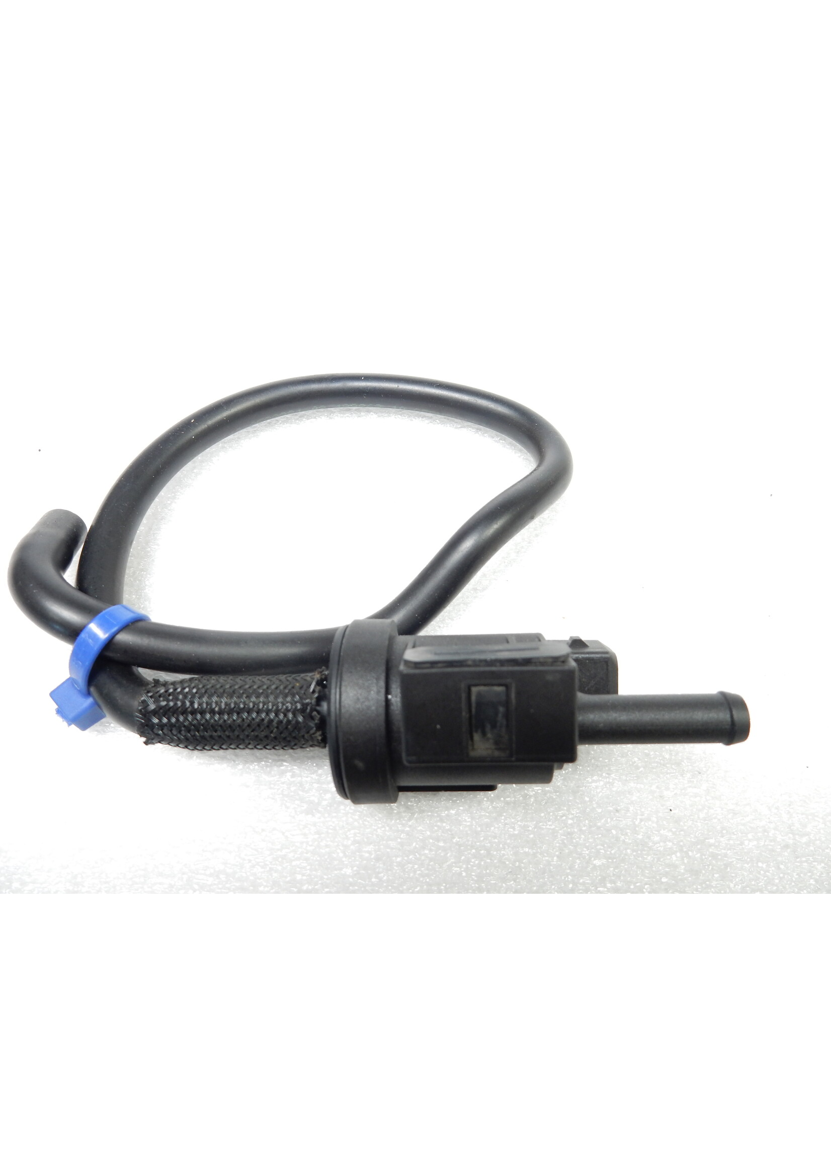 BMW BMW F 900 R Tankentlüftungsventil / 16138567224 / 8567224