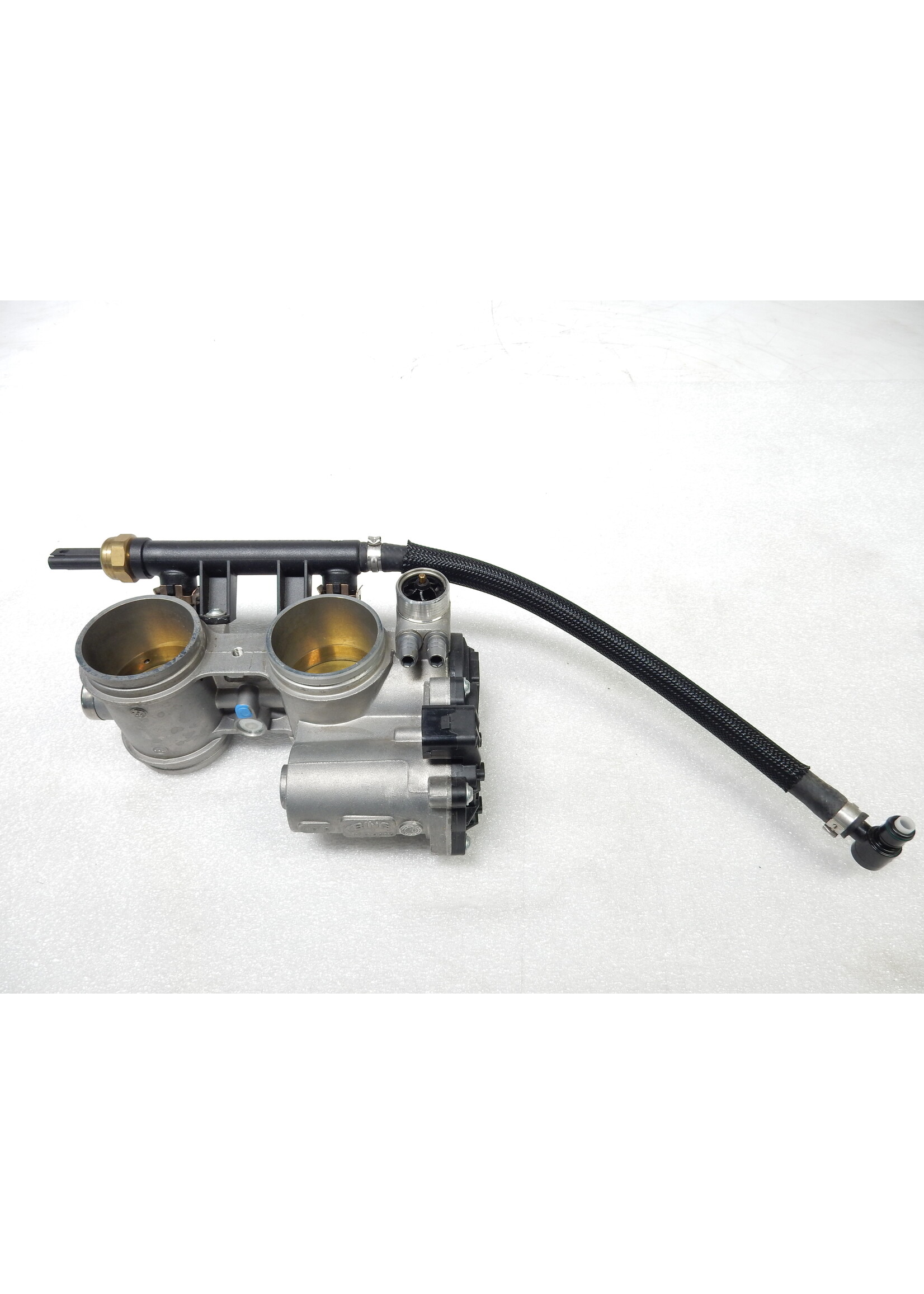 BMW BMW F 900 R Drosselklappenstutzen / 13548564772 / 8564772