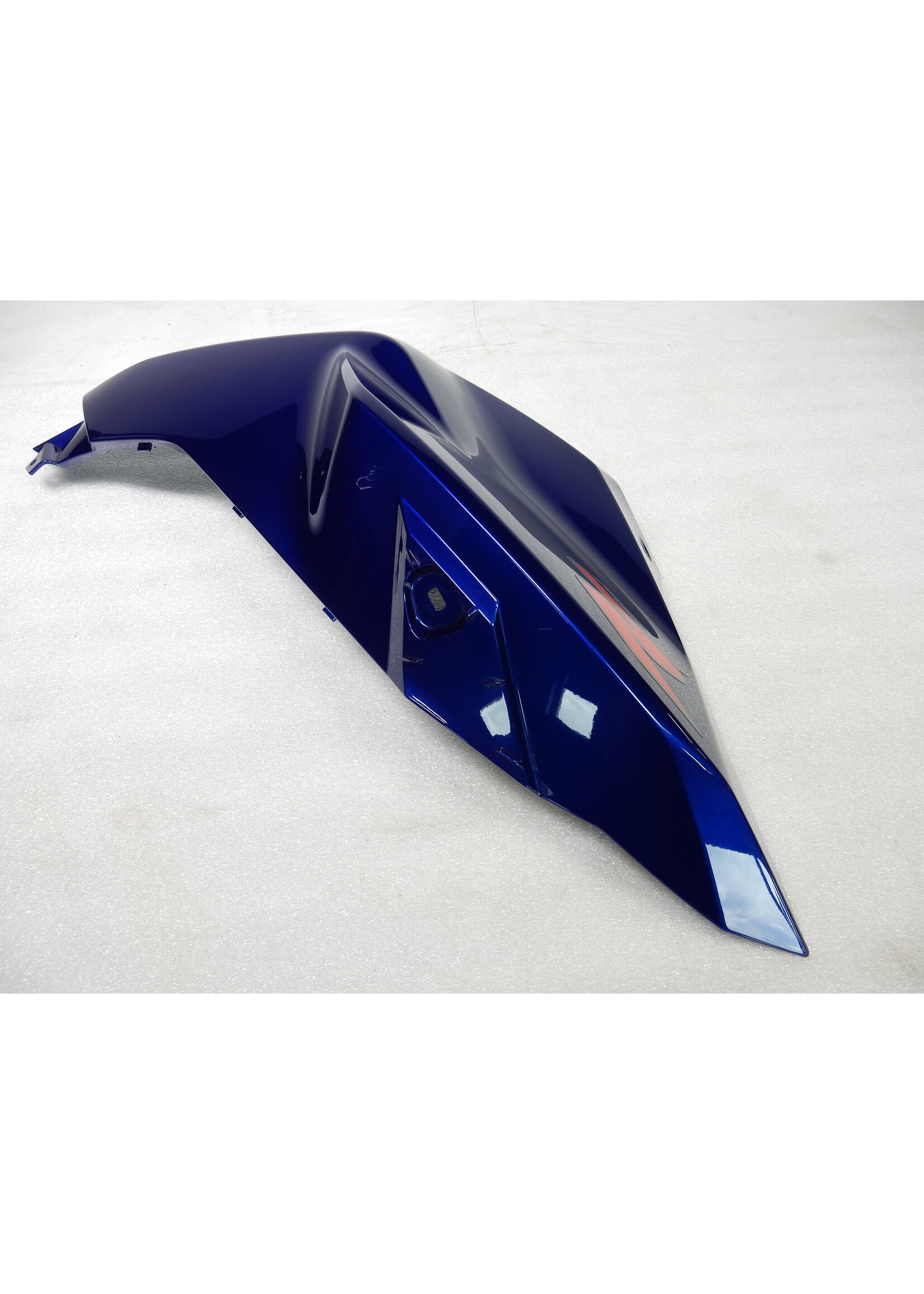 BMW BMW F 900 R Zijdel rechts / 46639444548 / 9444548 / 46638403852 / 8403852