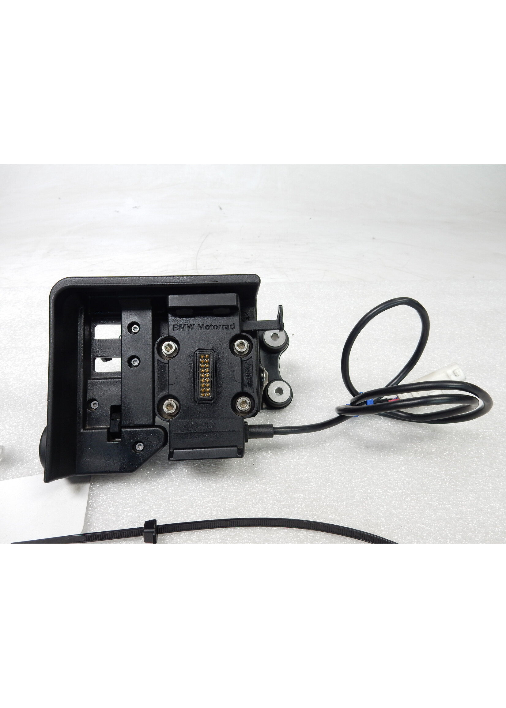 BMW BMW F 900 R Control unit / Radio-operated key Keyless Ride / Seat bench lock / Filler cap / Navigation preparation with schliesszylinder / 13619457512 / 9457512 / 16118394060 / 8394060 / 65908405300