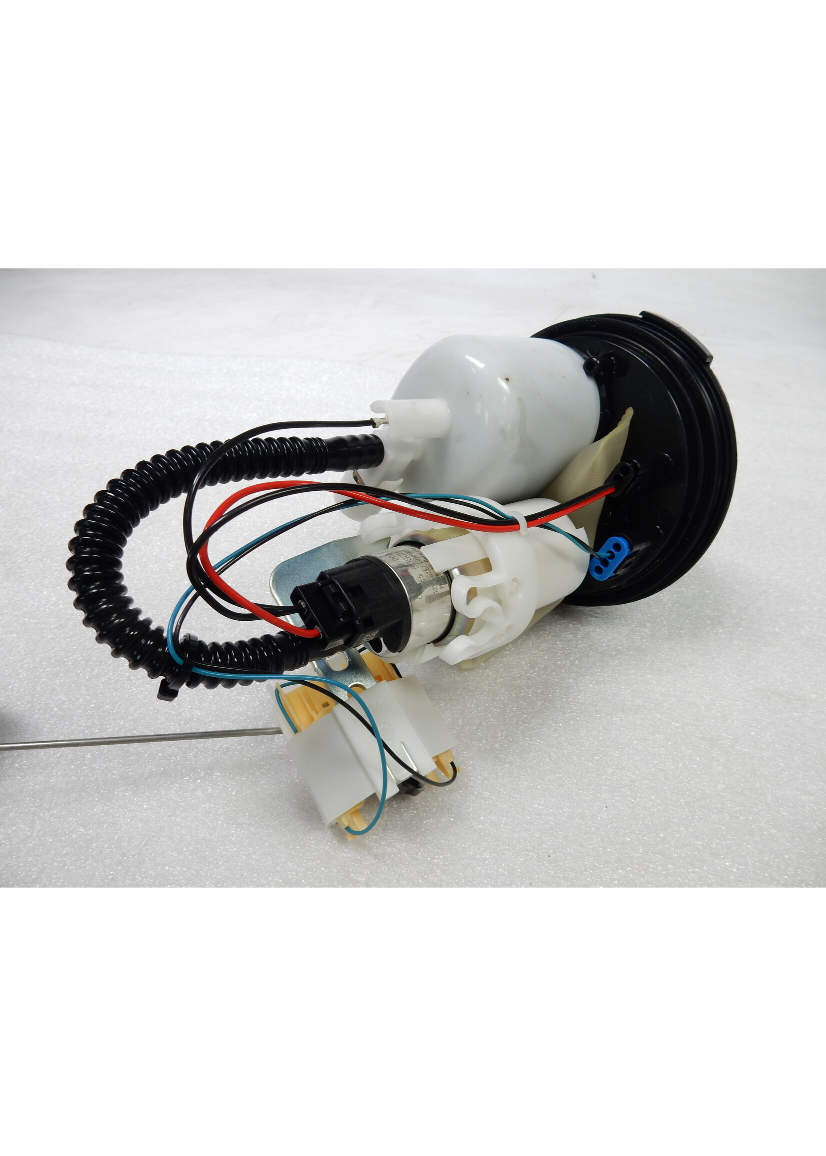 BMW BMW F 900 R Fuel pump assy / 16149829183 / 9829183