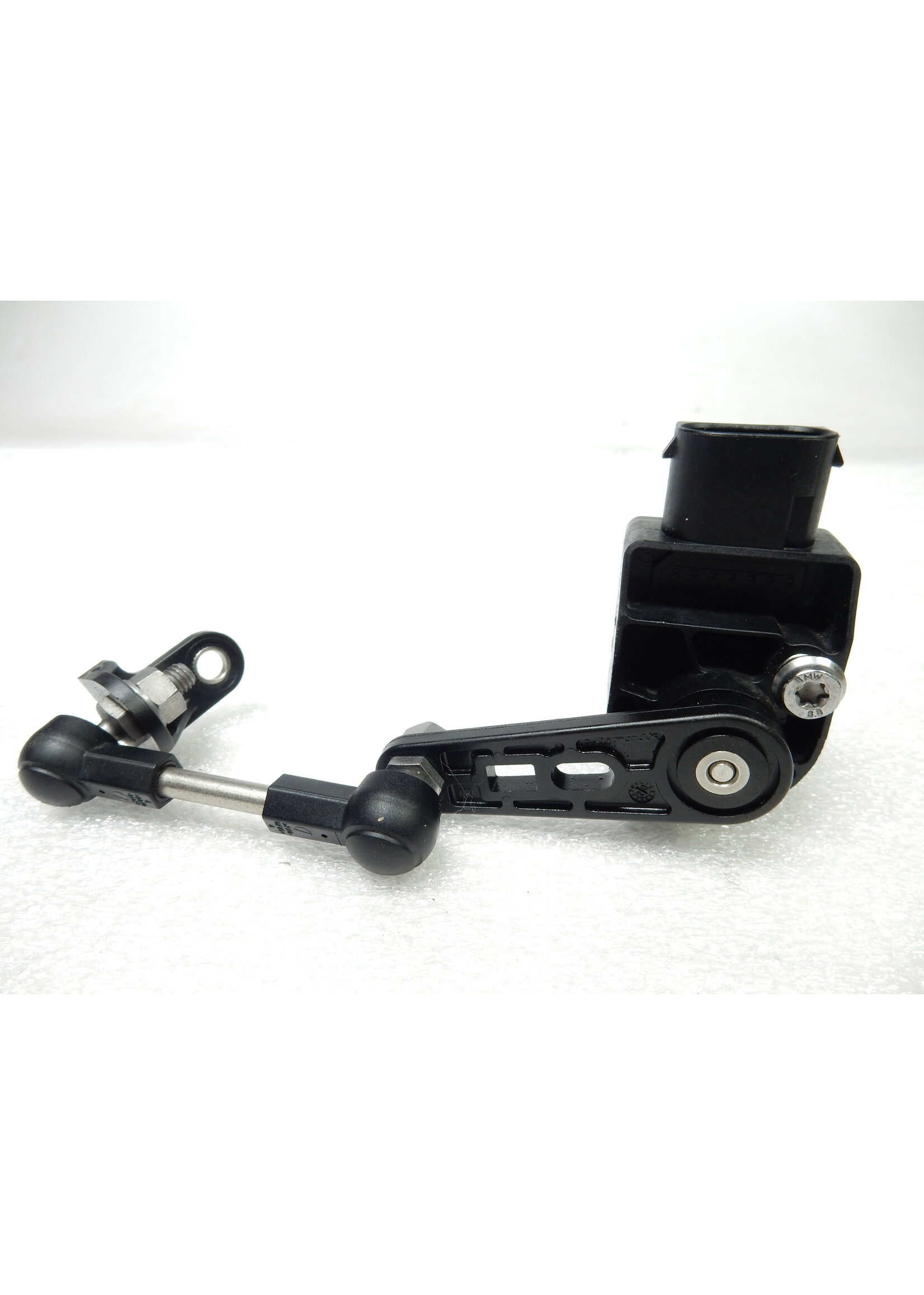 BMW BMW F 900 R Hoogtesensor / Reactie-arm / 37146870000 / 6870000 / 33548392440 / 8392440