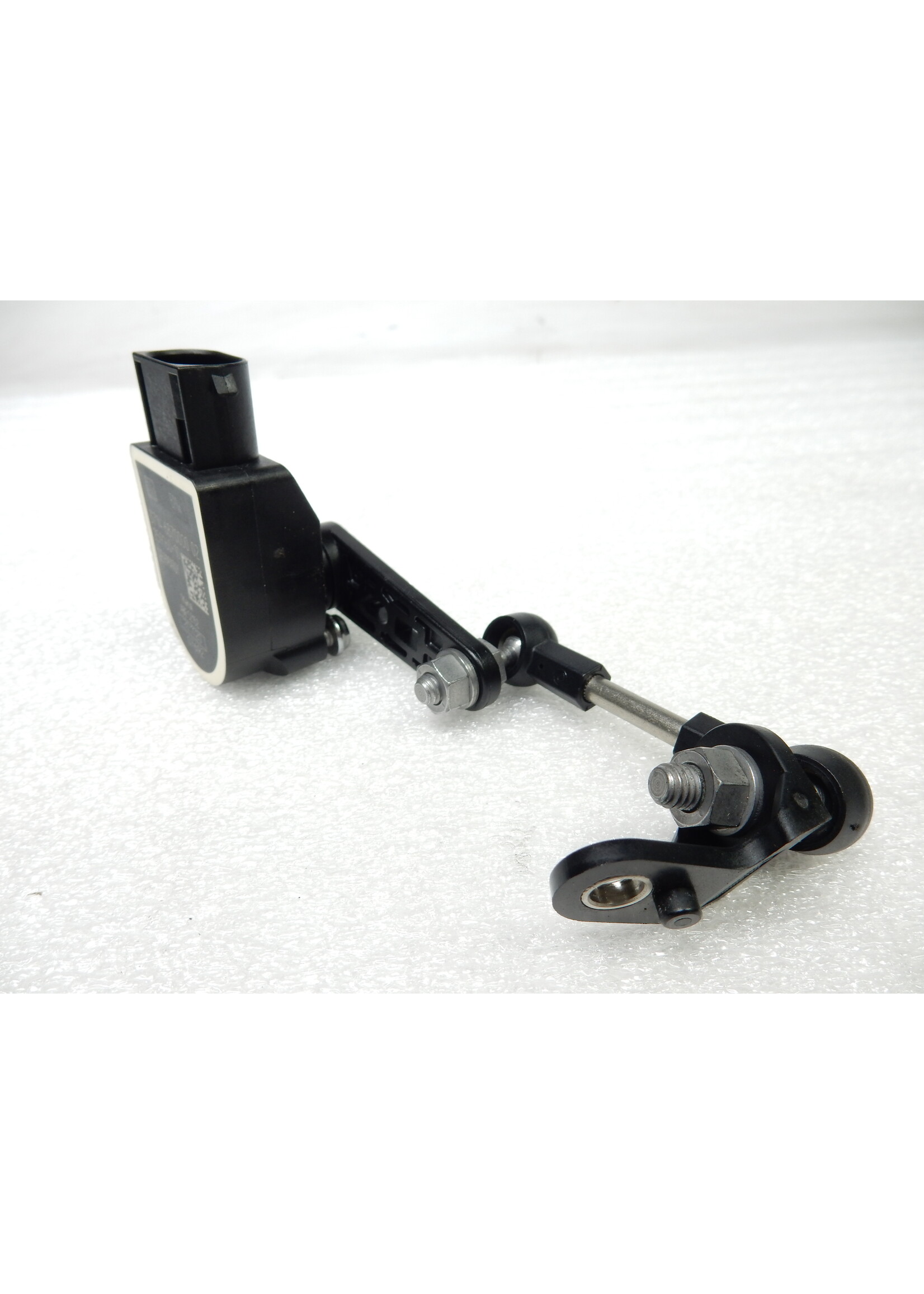 BMW BMW F 900 R Level sensor / Push rod / 37146870000 / 6870000 / 33548392440 / 8392440