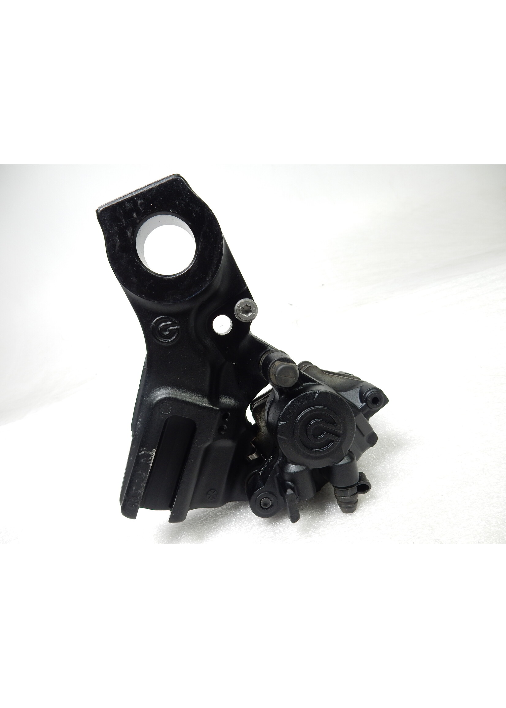 BMW BMW F 900 R Bremssattel hinten / 34219467615 / 9467615