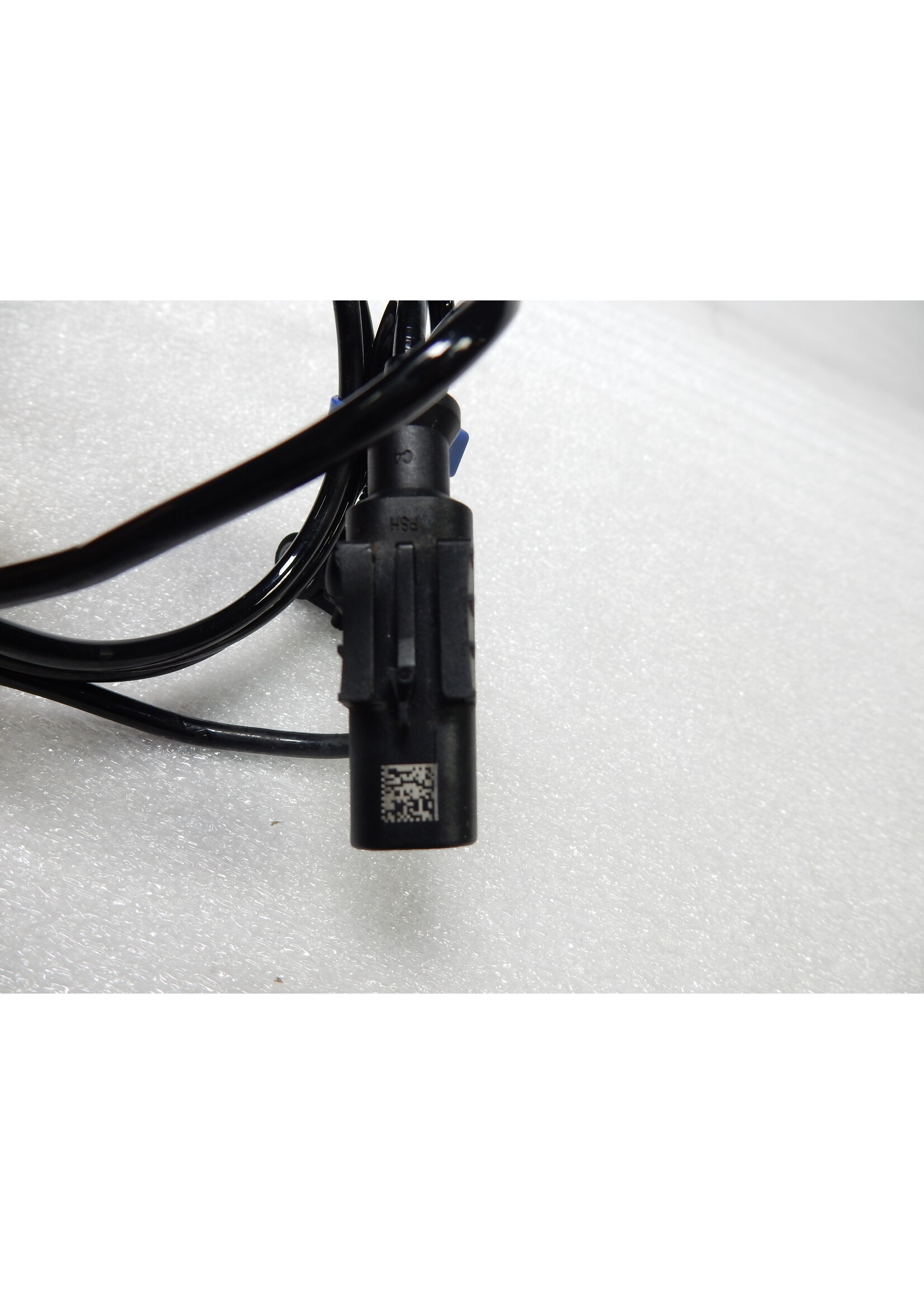 BMW BMW F 900 R Wheel-speed sensor / 34528404803 / 8404803