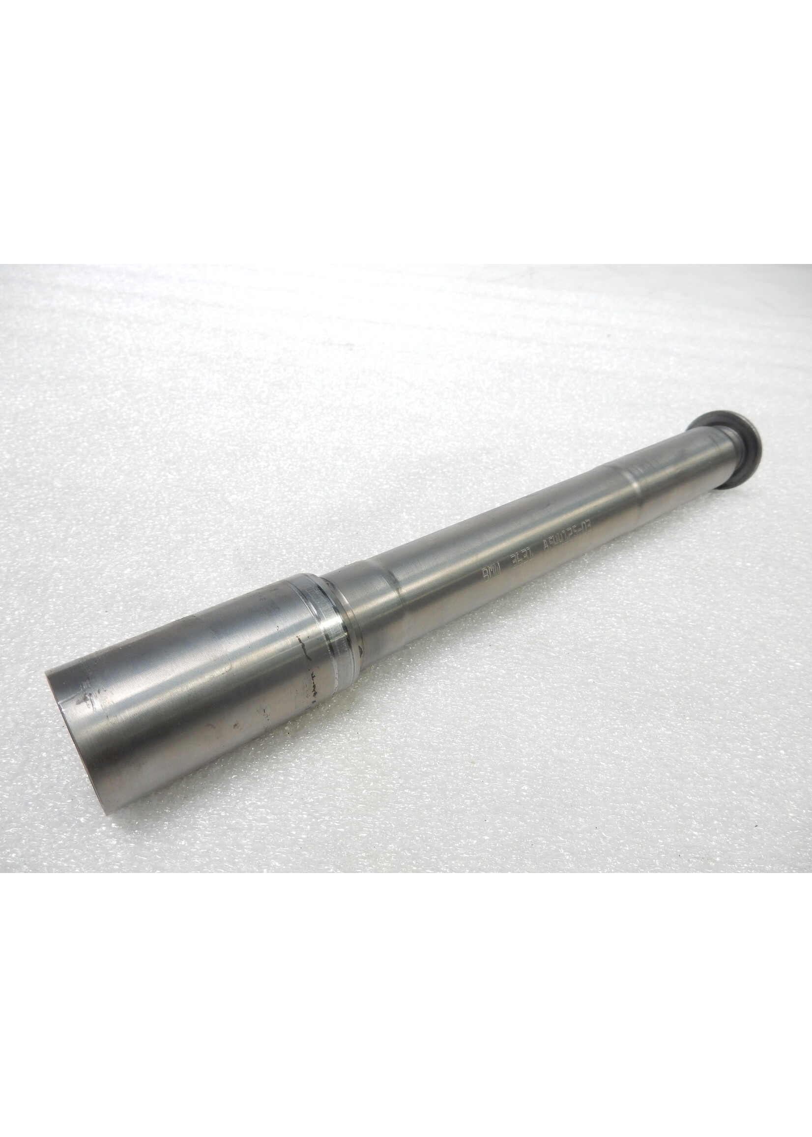 BMW BMW F 900 R Axle shaft front / 36318544125 / 8544125