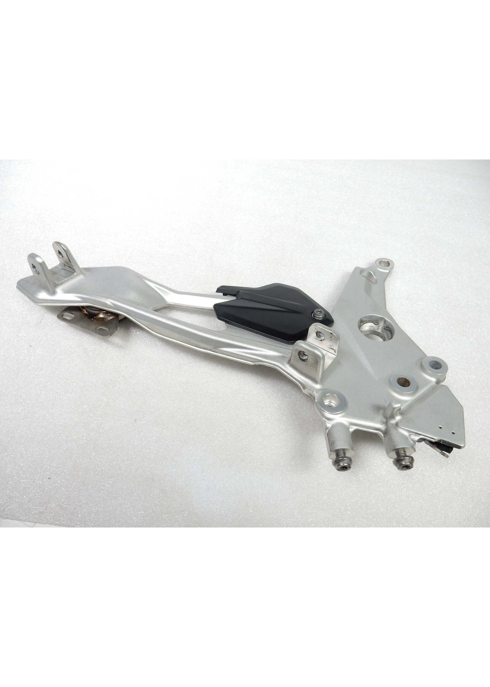 BMW BMW F 900 R Voetraster rechts / 46718404012 / 8404012