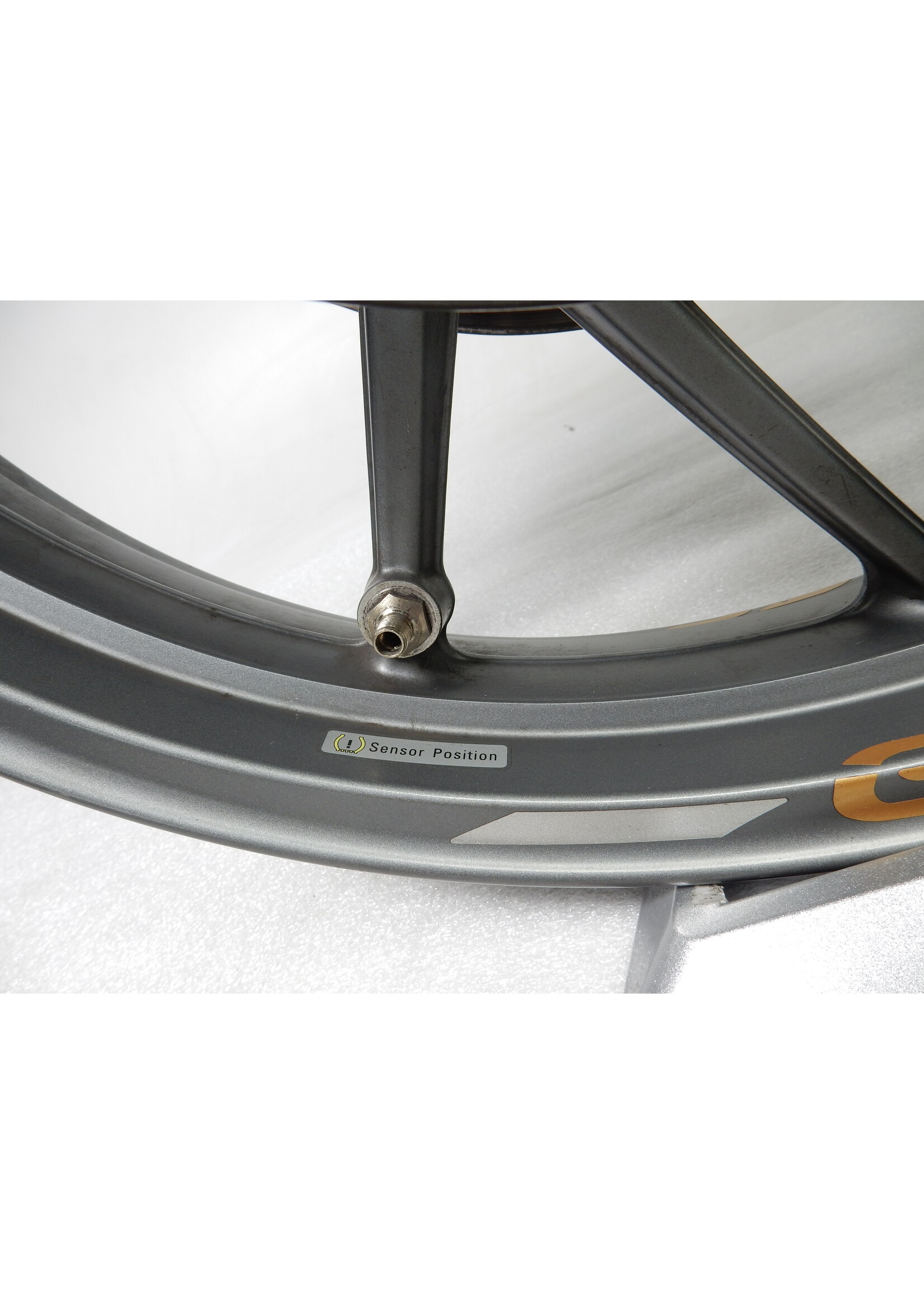 BMW BMW R 1200 GS Cast wheel grey front 3,0X19 / 36318534804 / 8534804 / 27728054