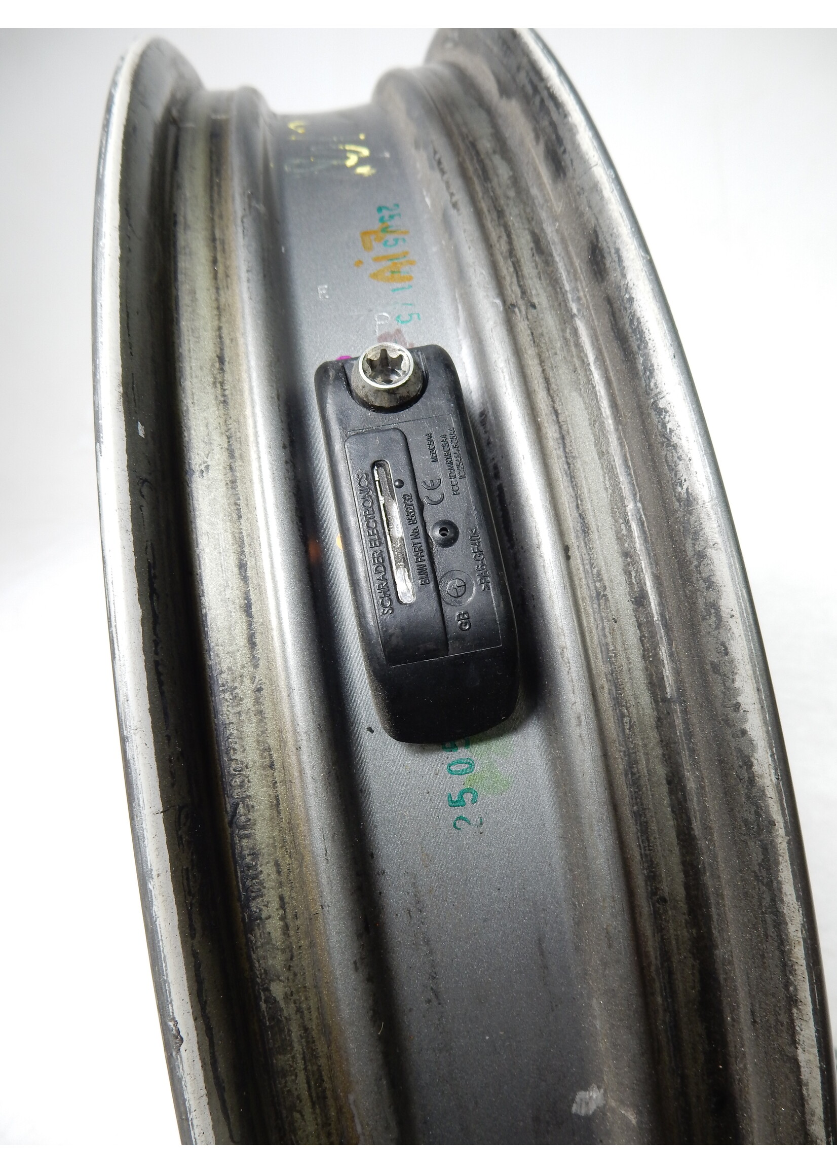 BMW BMW R 1200 GS Gussrad grau vorn 3,0X19 / 36318534804 / 8534804 / 27728054