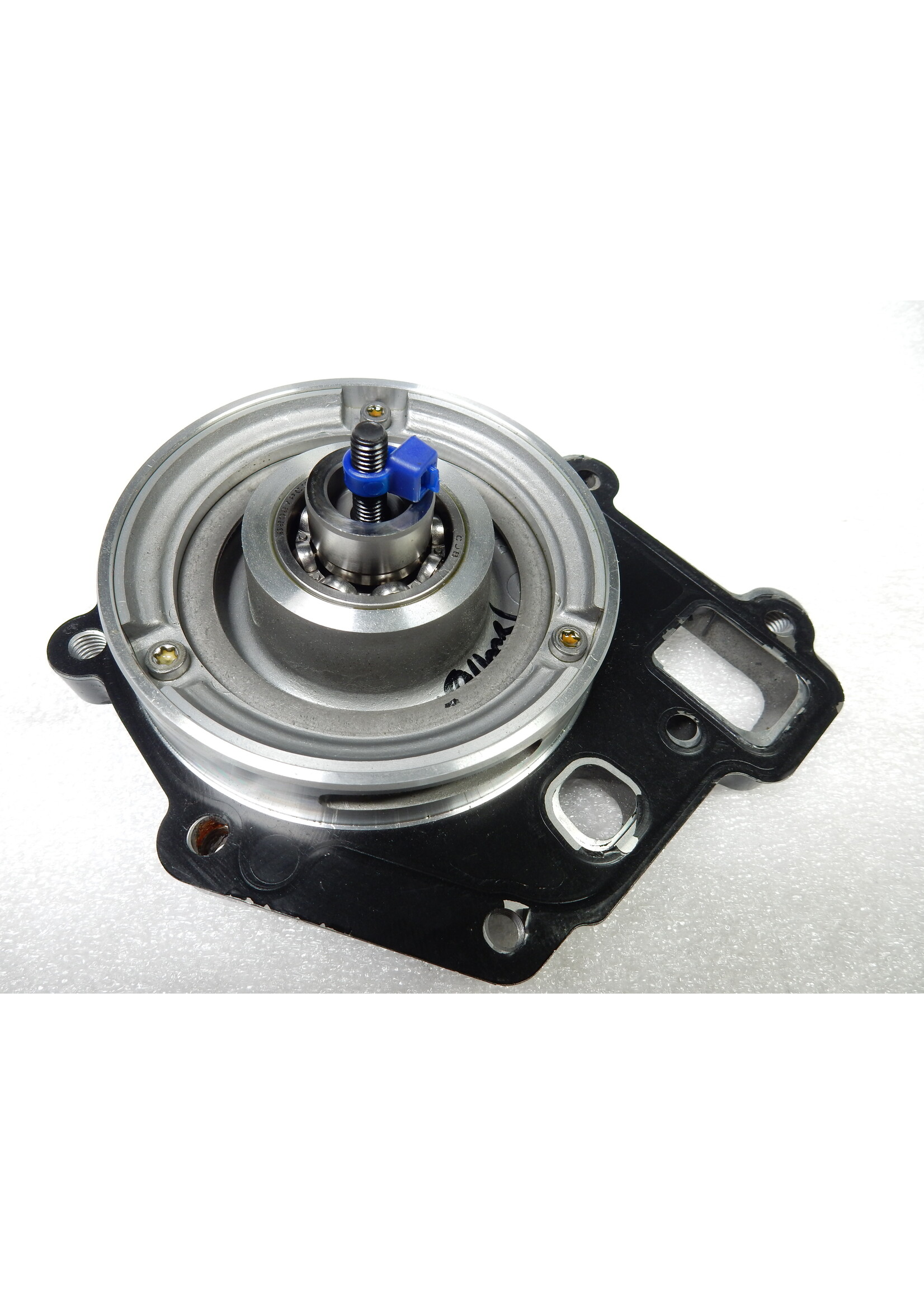 BMW BMW F 900 R Coolant pump / 11515B336F9