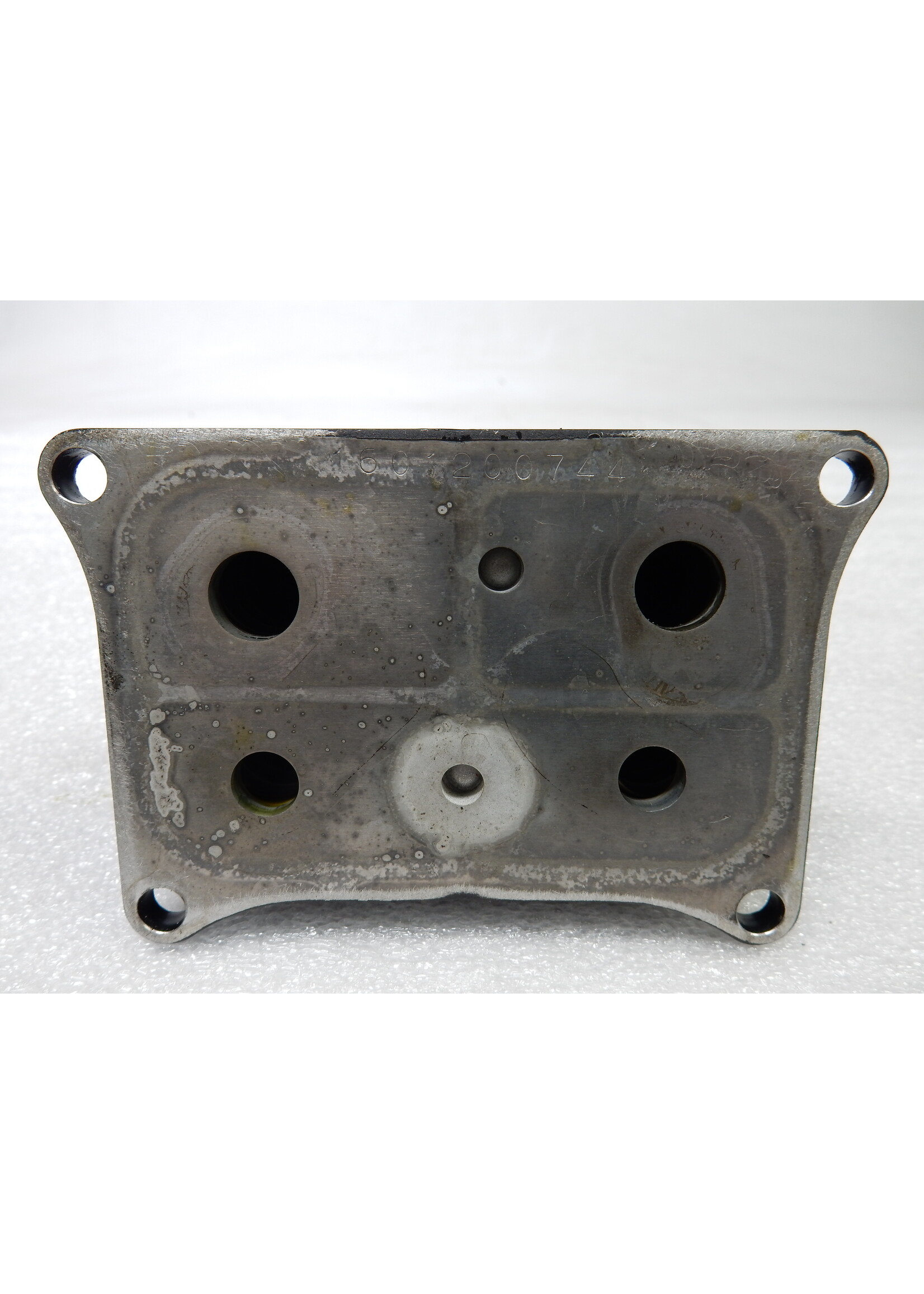 BMW BMW F 900 R Heat exchanger for engine oil / 17218389253 / 8389253