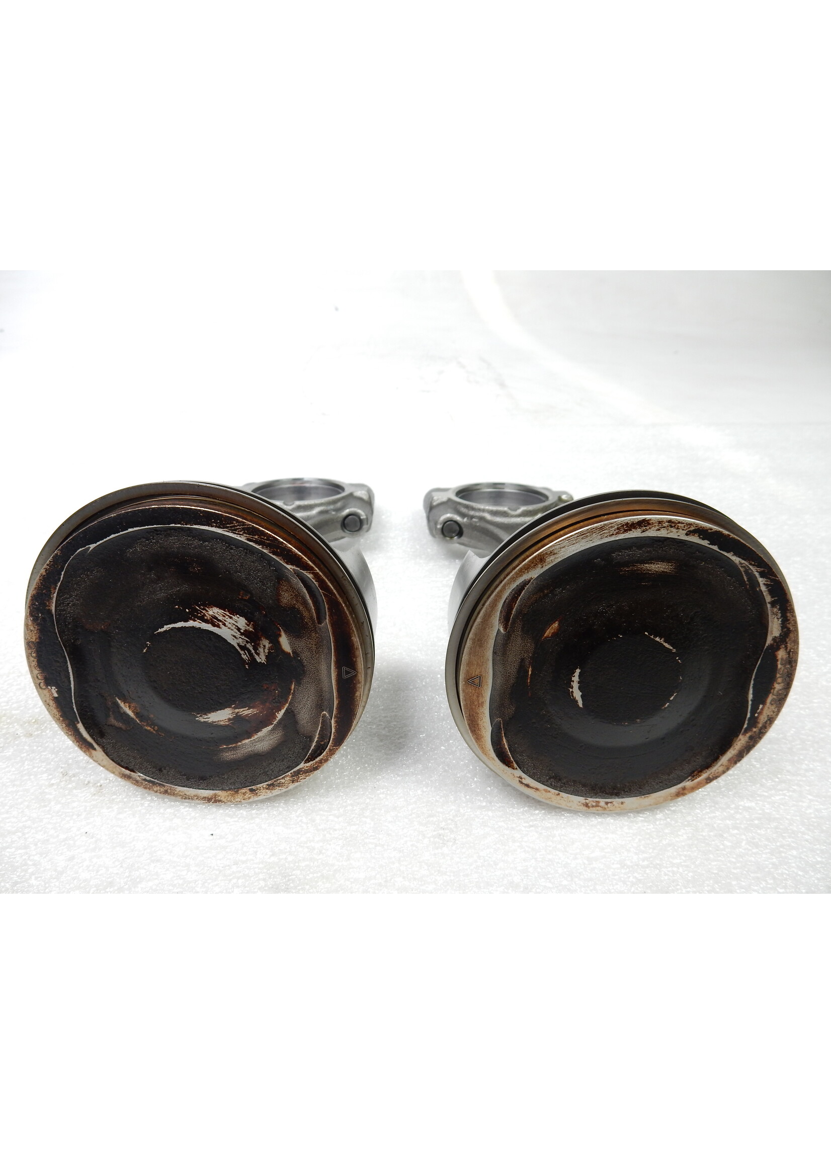 BMW BMW F 900 R Pleuel / Kolben / 11248563921 / 8563921 / 11259829370 / 9829370