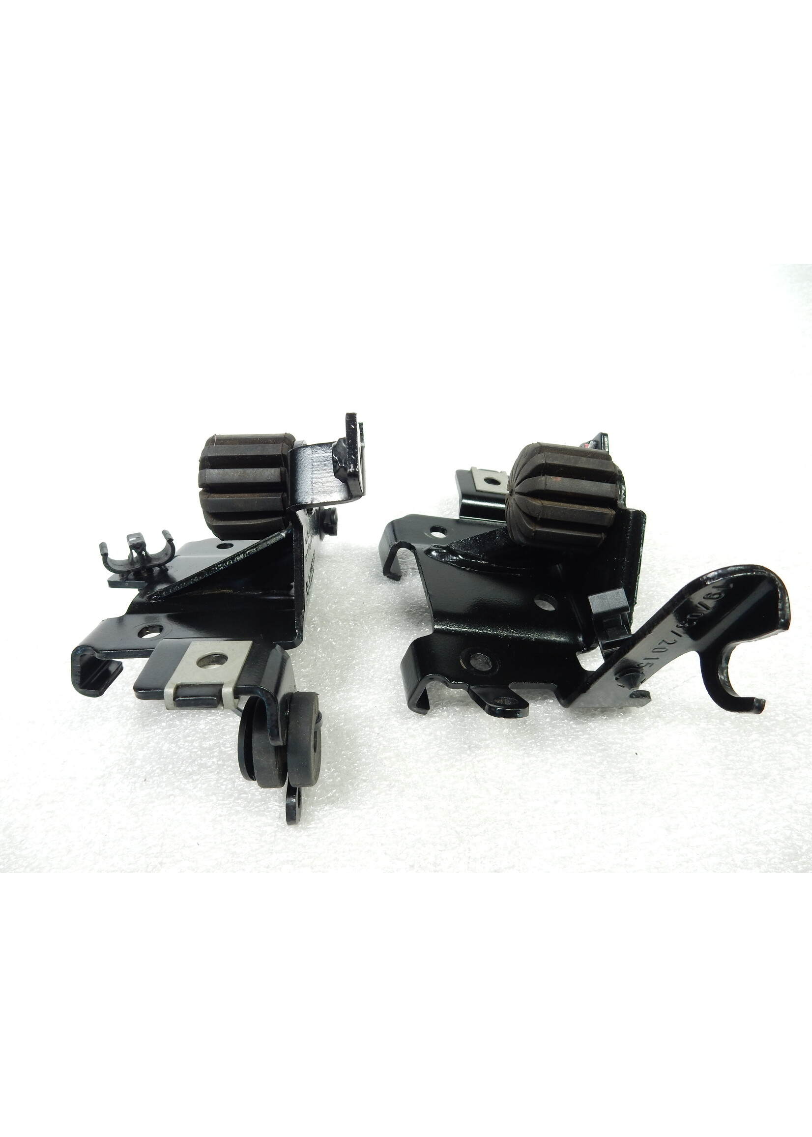 BMW BMW R 1200 GS Houder tankvestiging links / Houder tankvestiging rechts / 16118529313 / 8529313 / 16118529314 / 8529314