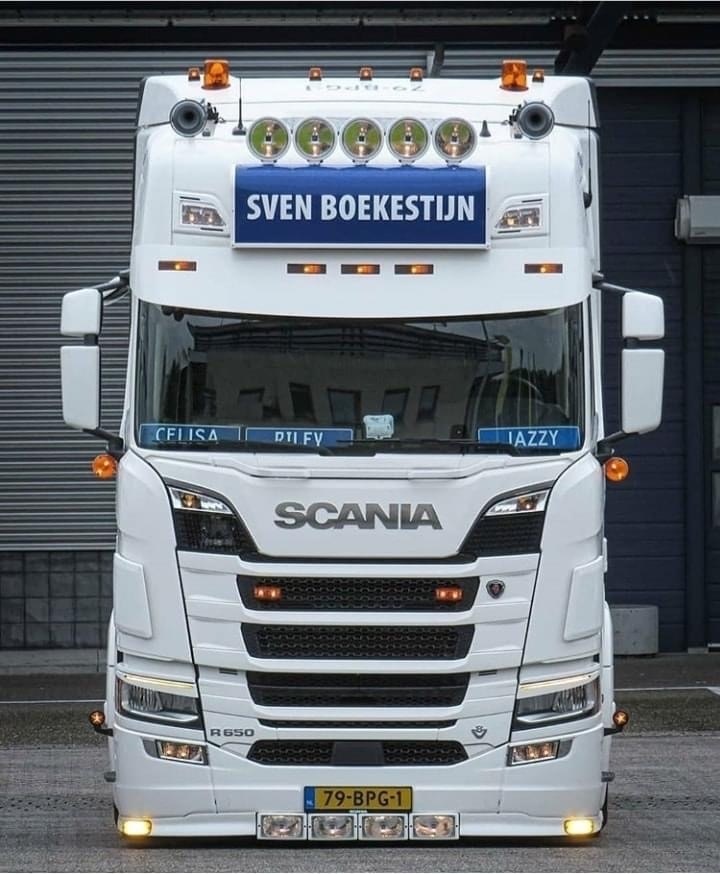 Fox Parts Zonneklep Scania NextGen Rond 35cm