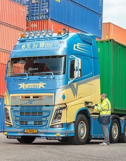 Frontplaat Volvo FH4 type 2 van deur tot deur