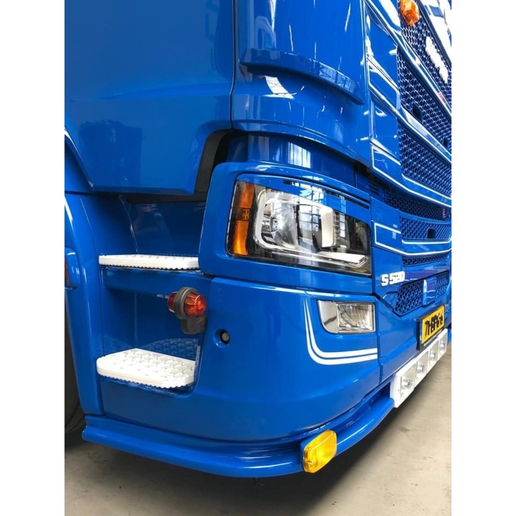 TruckStyle Sweden Headlamp eyebrows for Scania Nextgen