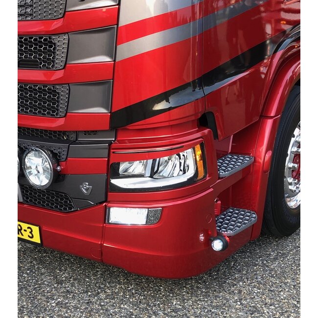 Headlamp eyebrows for Scania Nextgen