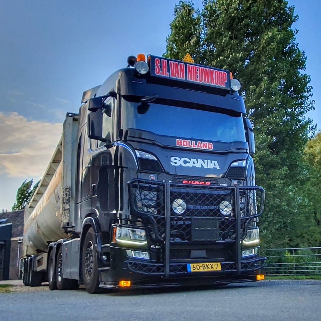 Trux Trux Bullbar voor de Scania Ngs!