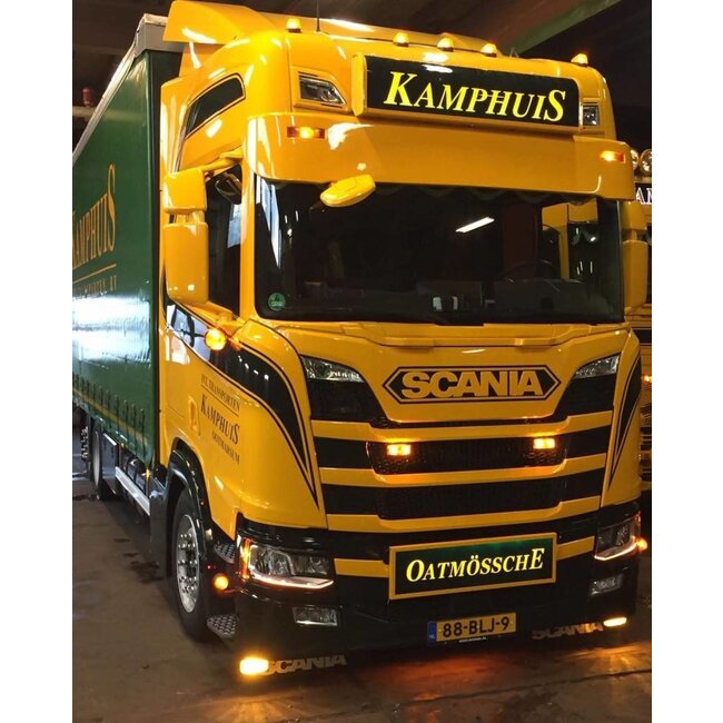 Oranje of warm wit dagrijverlichting voor de Scania Nextgen
