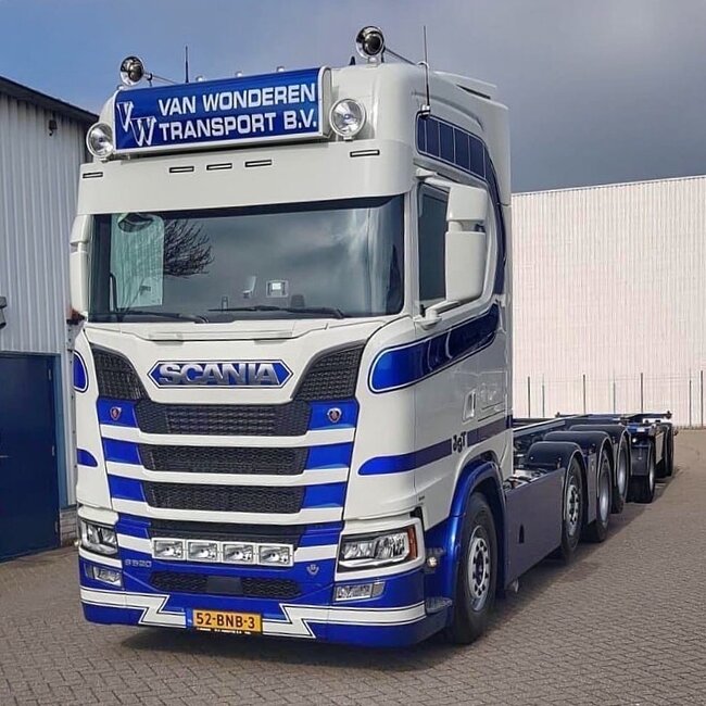 Fox Parts Sunvisor Scania NextGen Straight 34cm