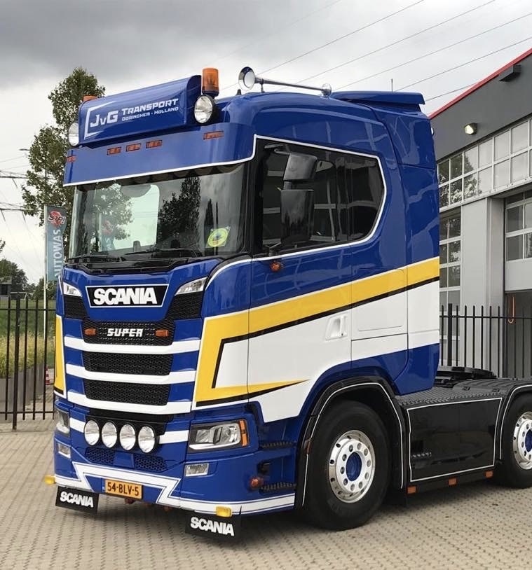 Lichtbaksteunen (set) voor Scania NextGen met Fox Parts zonneklep