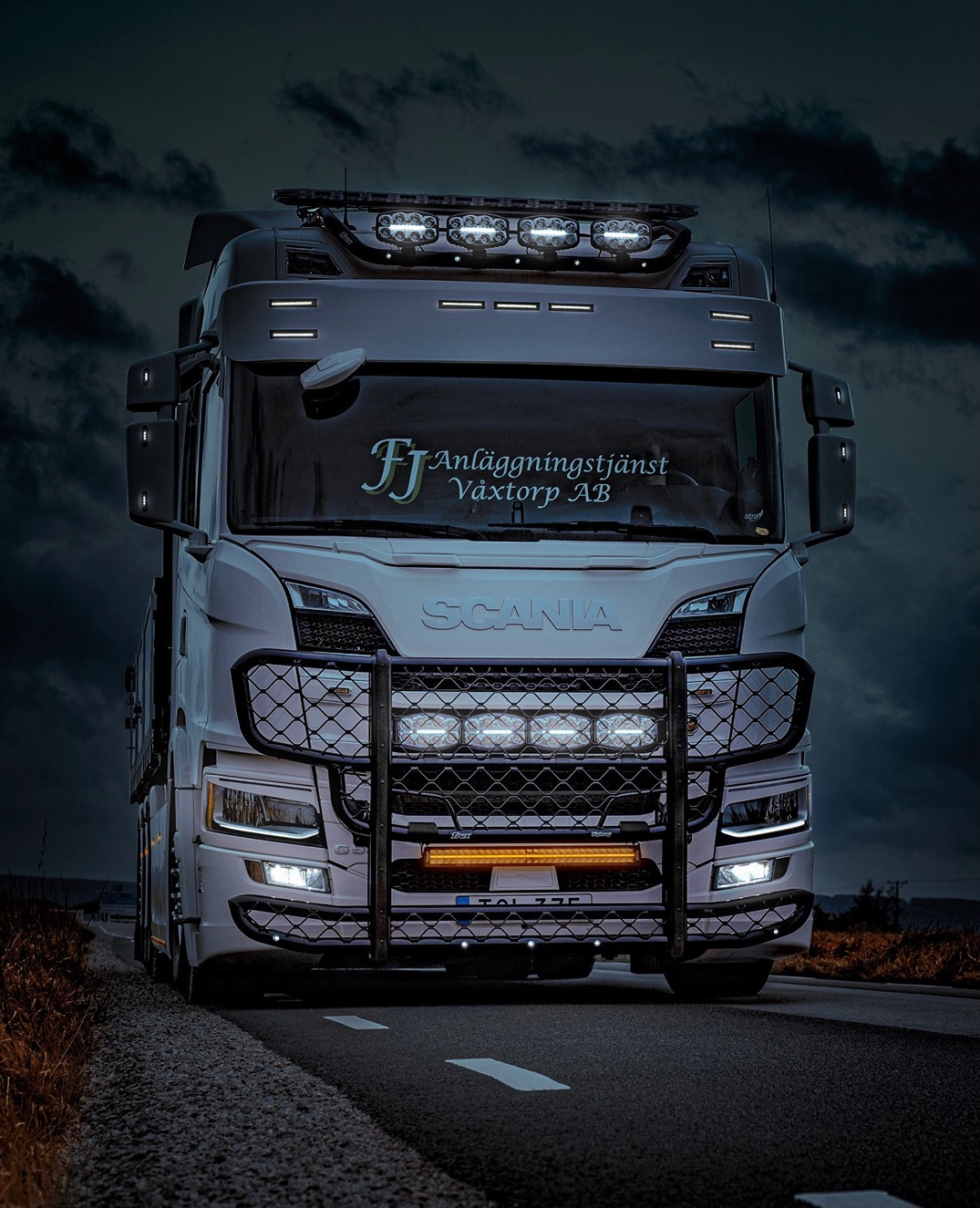 Strands Siberia Double row LED Bar