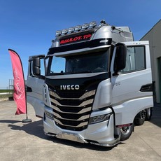 Vepro oy GIS Iveco S-WAY Zonneklep verlenger