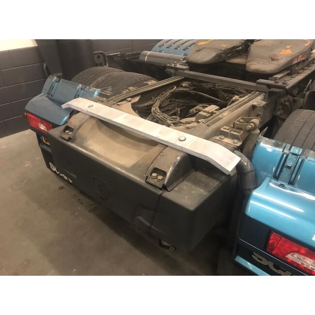 Turbo Truckparts RVS Chassis beschermer Scania