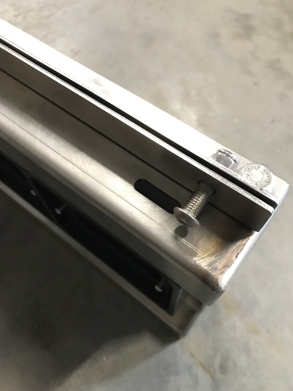 GIS Frame achterbumper met steunen (RVS)