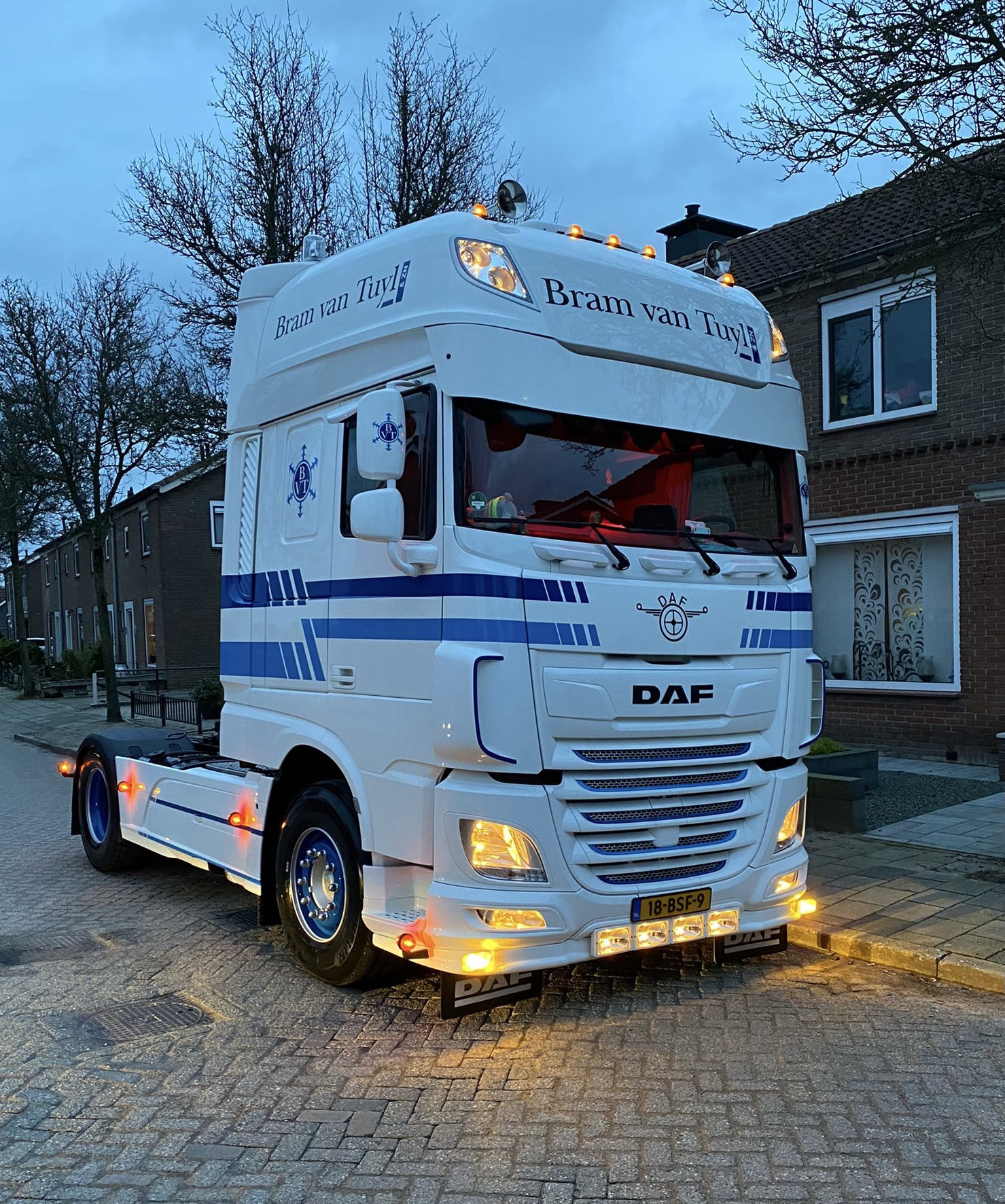 Solarguard Onderspoiler DAF XF  met Talmu's