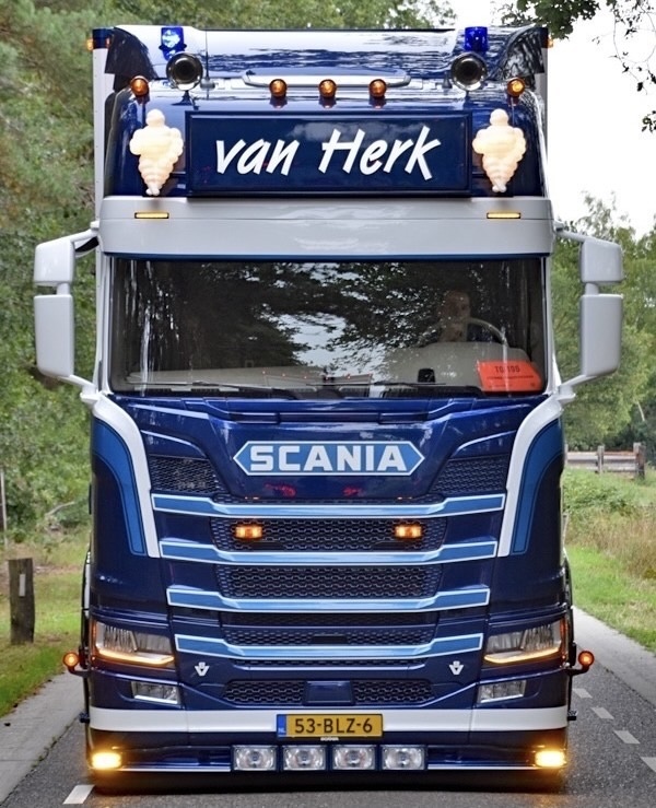 TruckStyle Sweden Zonneklep Scania NextGen 30cm - Recht