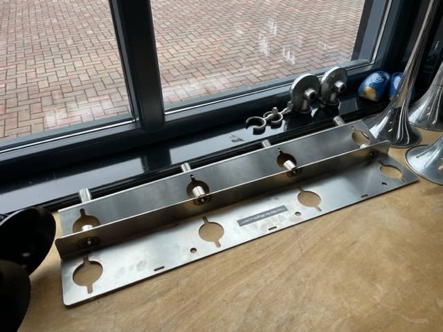 Hella jumbo 220 bumpersteun voor DAF XF, XG, XG+