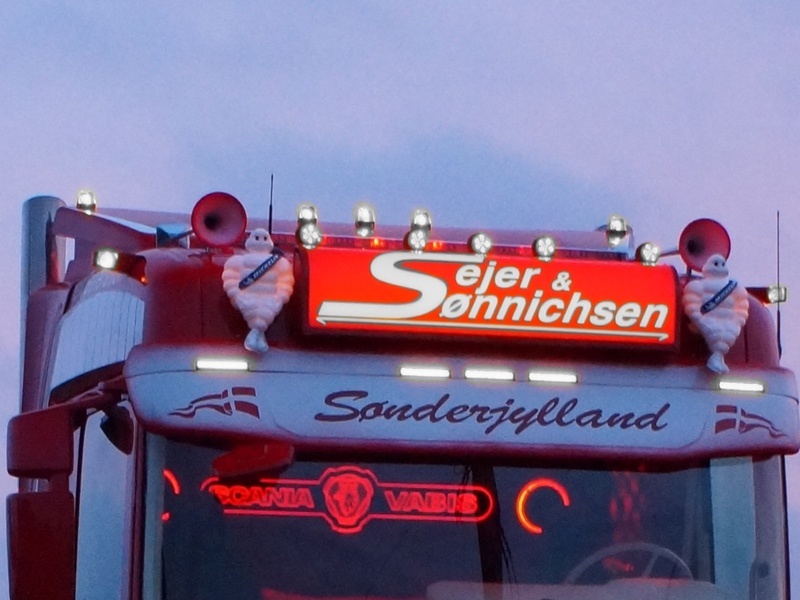 Top lamp Volvo Oranje of Wit 24V LED