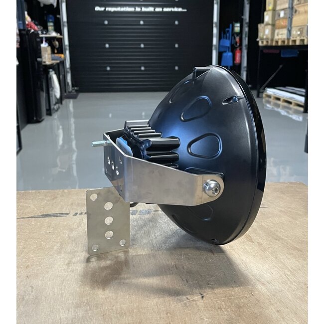 Driving lights brackets for grill and roof mounting